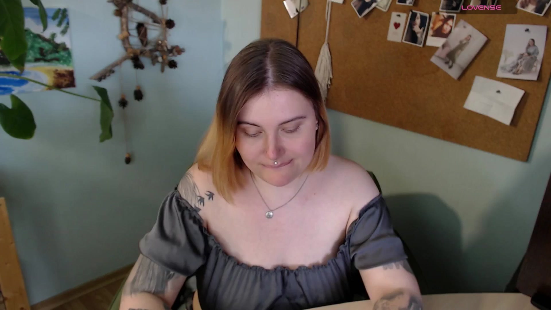 Gallery image thumbnail from NicoleStar's myfreecams stream on, 06/23/2025, 08:48 image 18 of 20