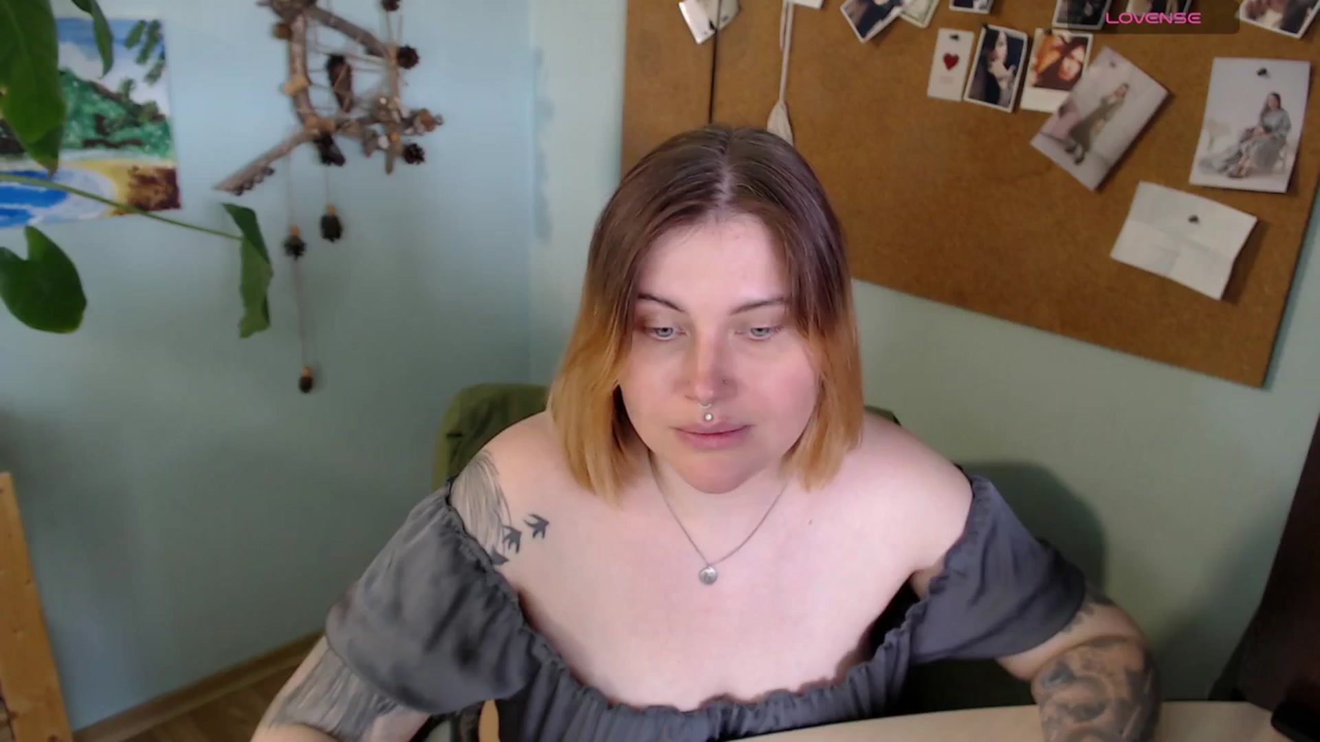 Gallery image thumbnail from NicoleStar's myfreecams stream on, 06/23/2025, 08:48 image 7 of 20