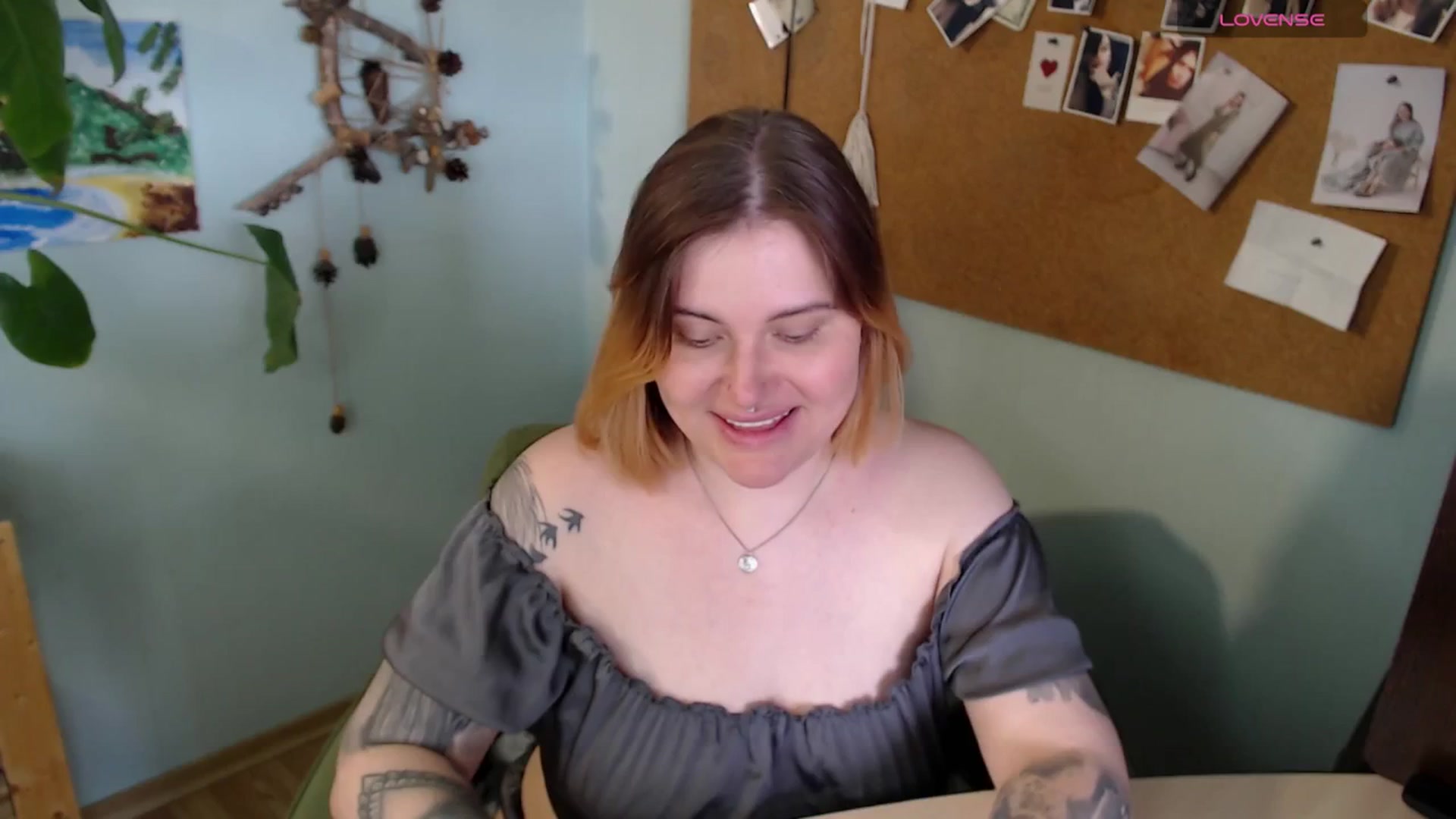 Gallery image thumbnail from NicoleStar's myfreecams stream on, 06/23/2025, 08:48 image 6 of 20