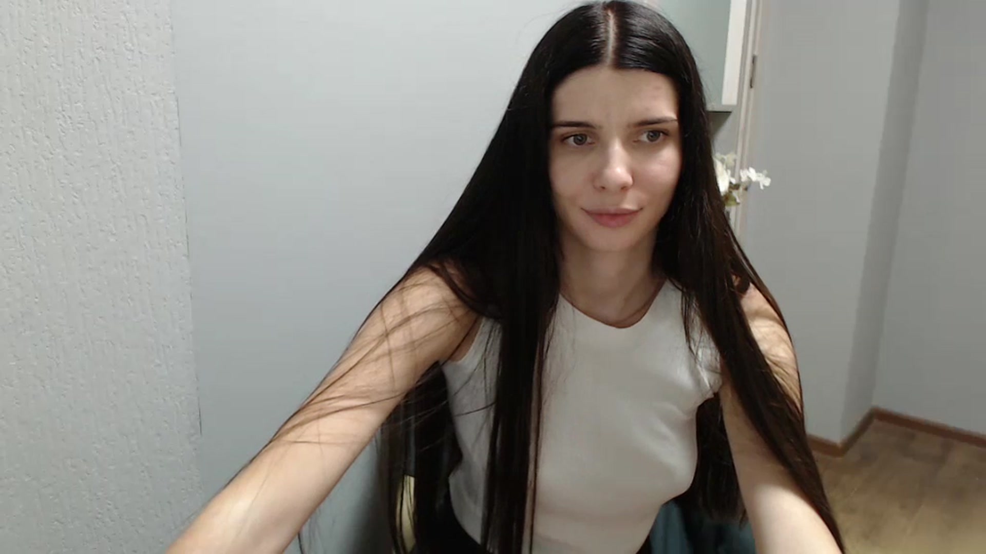 Gallery image thumbnail from NicoleVon's myfreecams stream on, 08/23/2024, 13:19 image 19 of 20