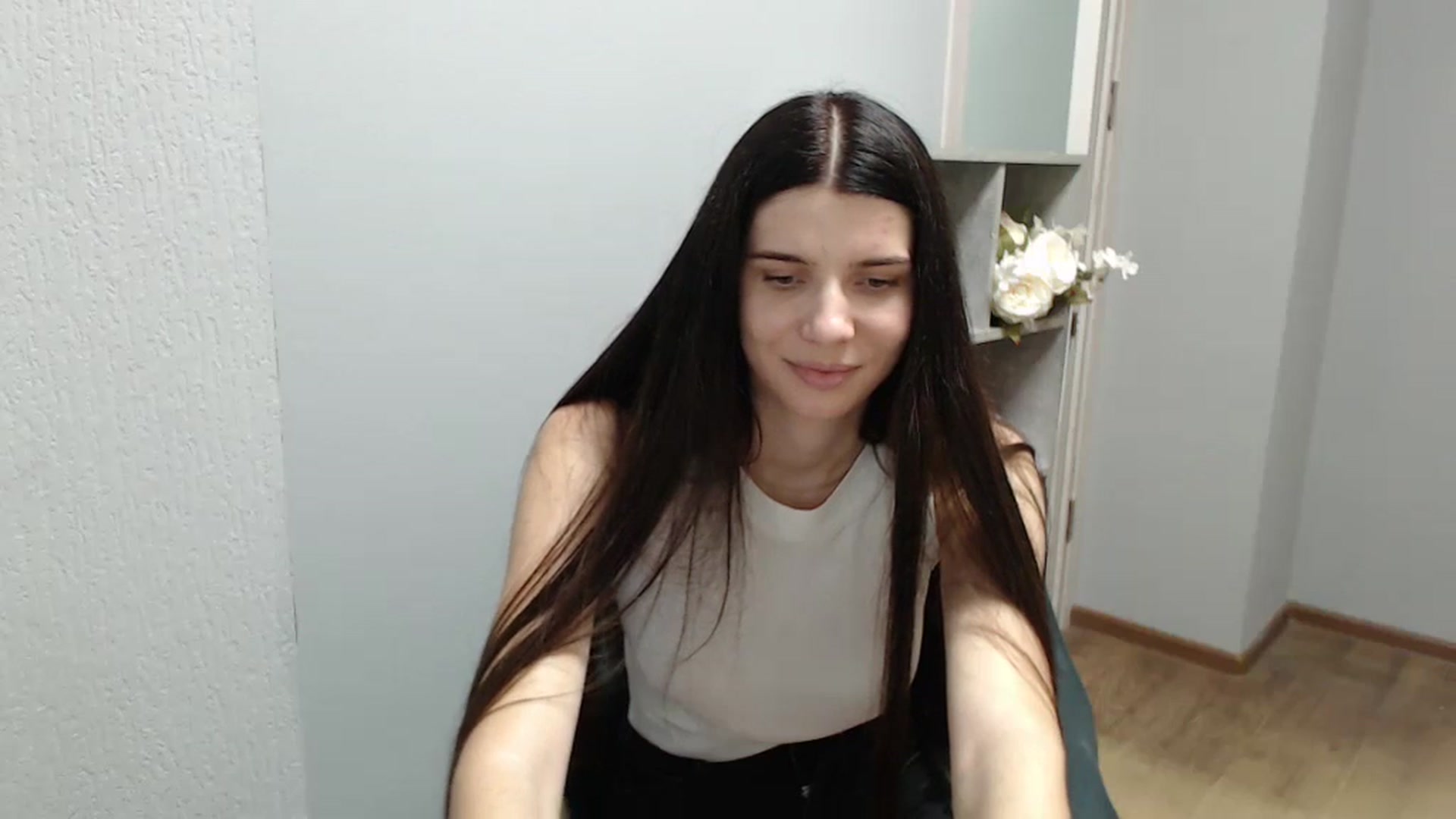 Gallery image thumbnail from NicoleVon's myfreecams stream on, 08/23/2024, 13:19 image 5 of 20