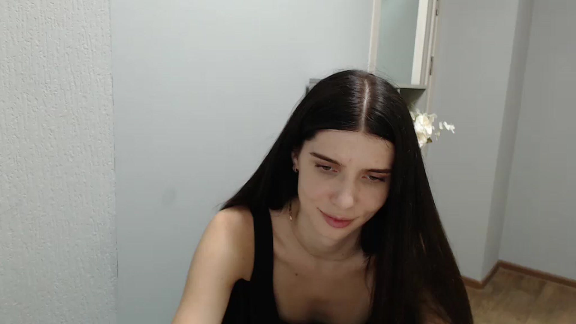 Gallery image thumbnail from NicoleVon's myfreecams stream on, 08/28/2024, 10:26 image 2 of 20