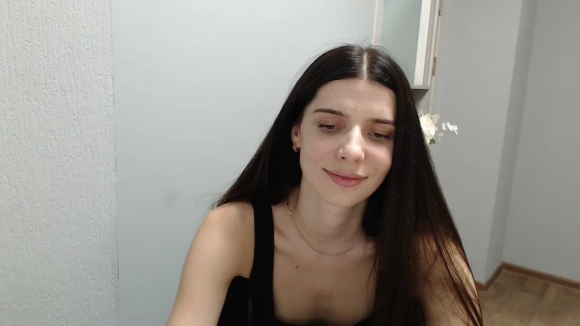 Gallery image thumbnail from NicoleVon's myfreecams stream on, 08/28/2024, 10:26 image 6 of 20