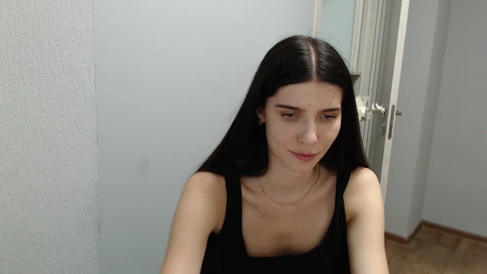 Gallery image thumbnail from NicoleVon's myfreecams stream on, 08/28/2024, 11:03 image 1 of 20