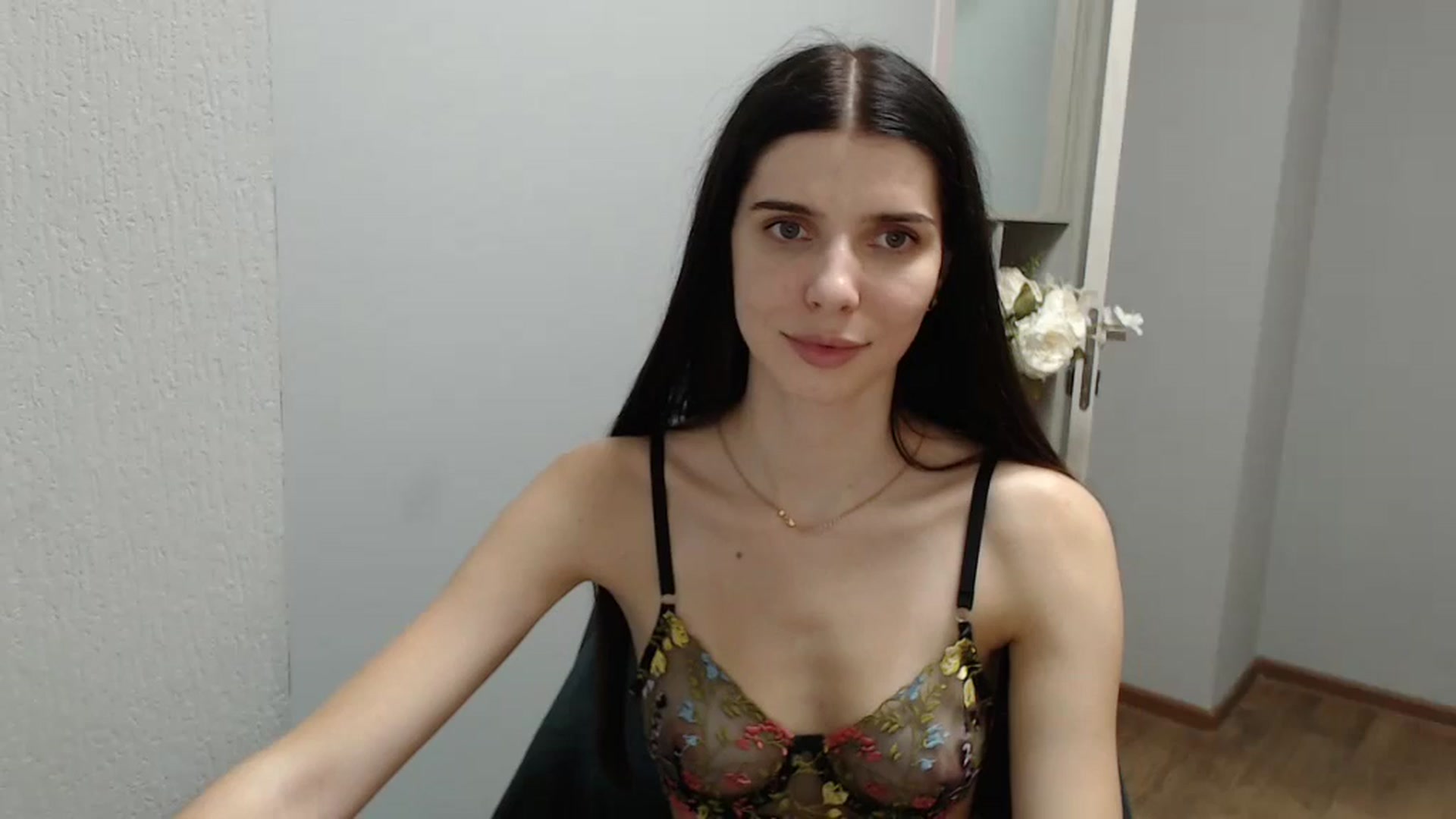 Gallery image thumbnail from NicoleVon's myfreecams stream on, 08/30/2024, 10:33 image 2 of 20