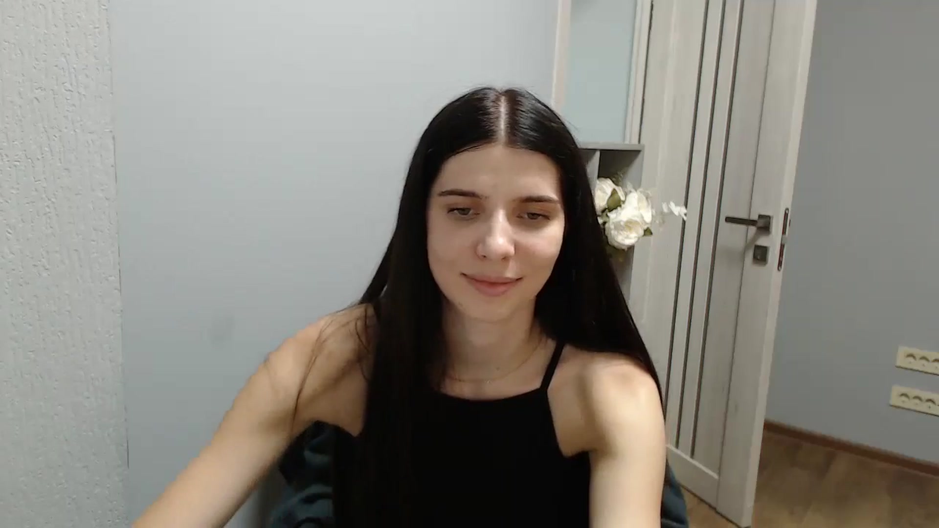 Gallery image thumbnail from NicoleVon's myfreecams stream on, 08/31/2024, 11:41 image 15 of 20