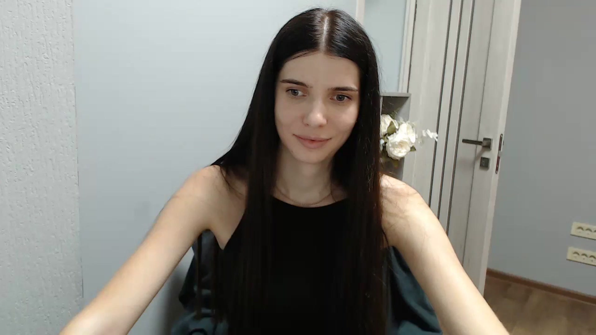 Gallery image thumbnail from NicoleVon's myfreecams stream on, 08/31/2024, 11:41 image 3 of 20