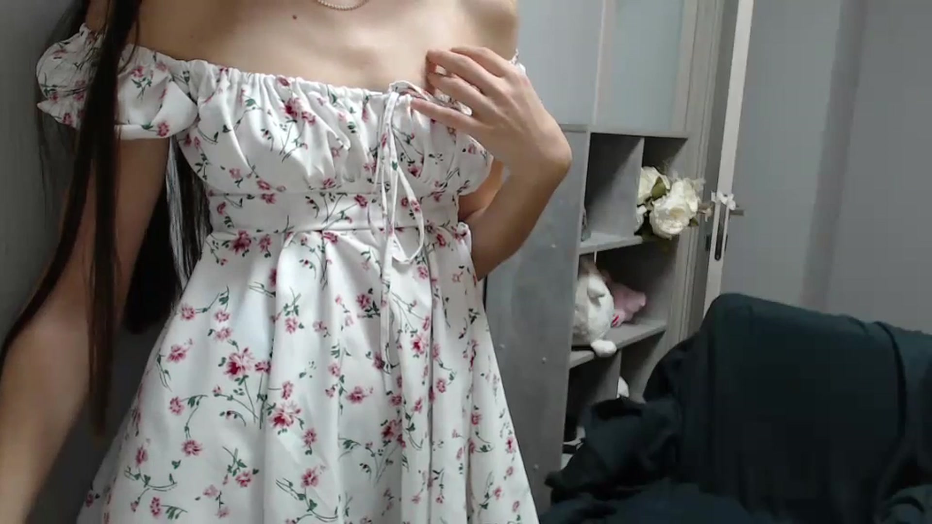 Gallery image thumbnail from NicoleVon's myfreecams stream on, 09/01/2024, 09:19 image 11 of 20