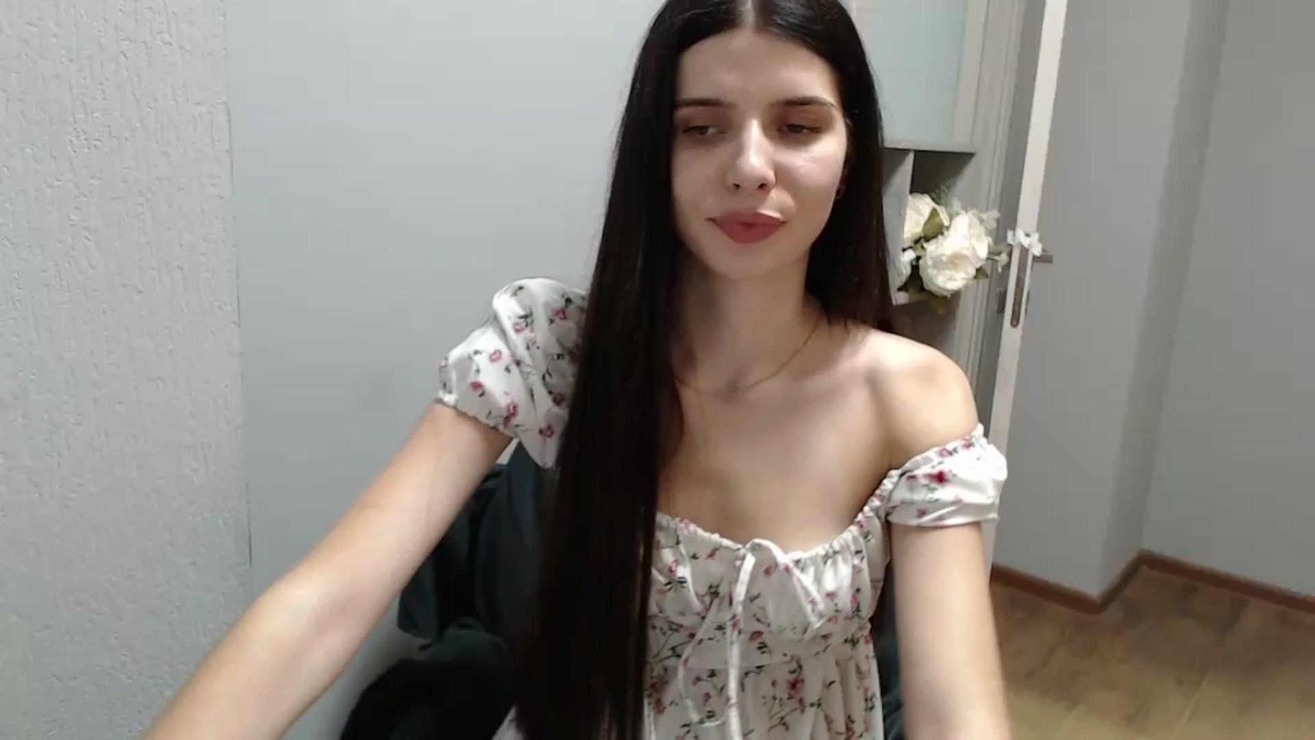 Gallery image thumbnail from NicoleVon's myfreecams stream on, 09/01/2024, 09:19 image 4 of 20