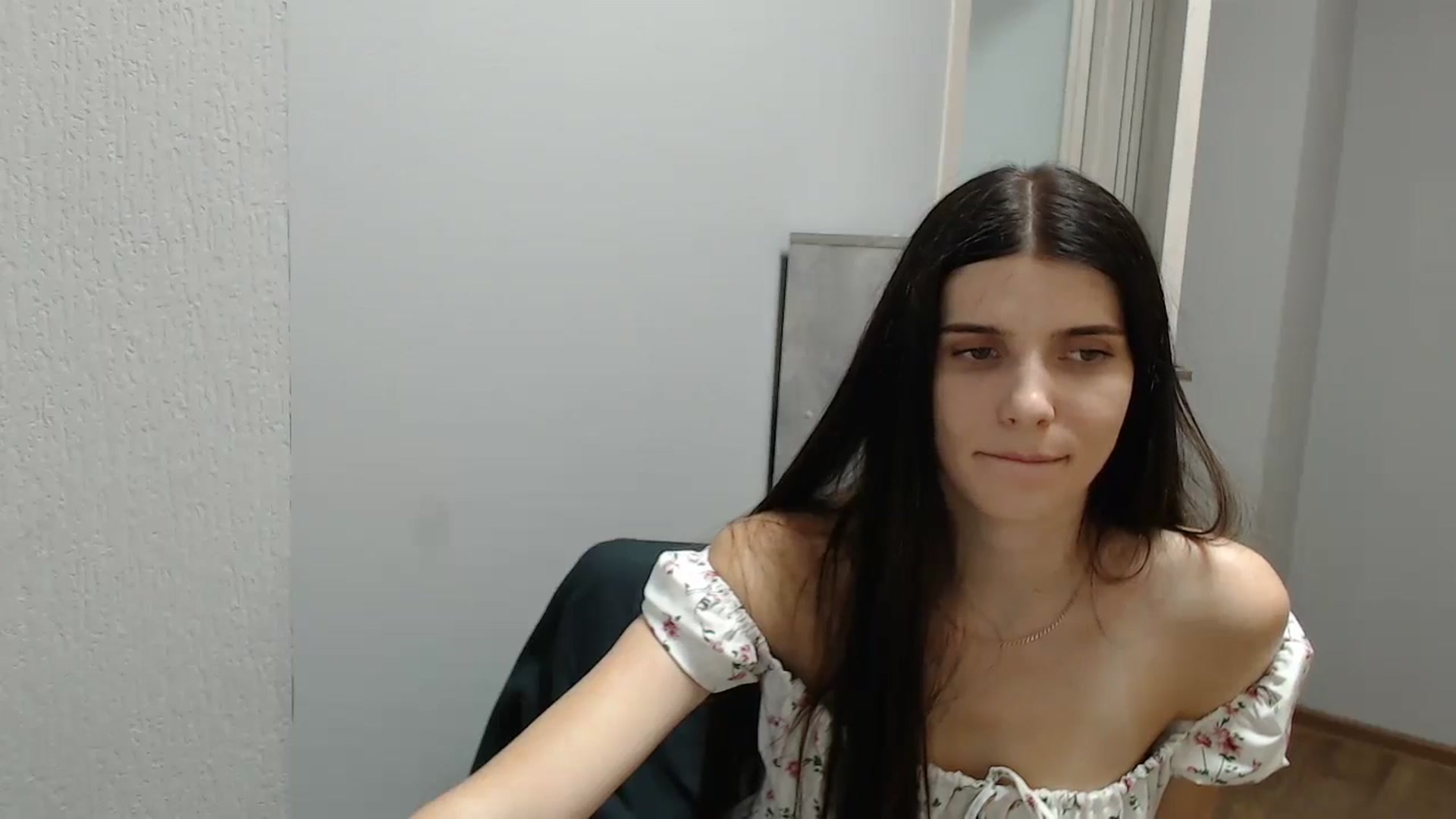 Gallery image thumbnail from NicoleVon's myfreecams stream on, 09/01/2024, 12:26 image 5 of 20