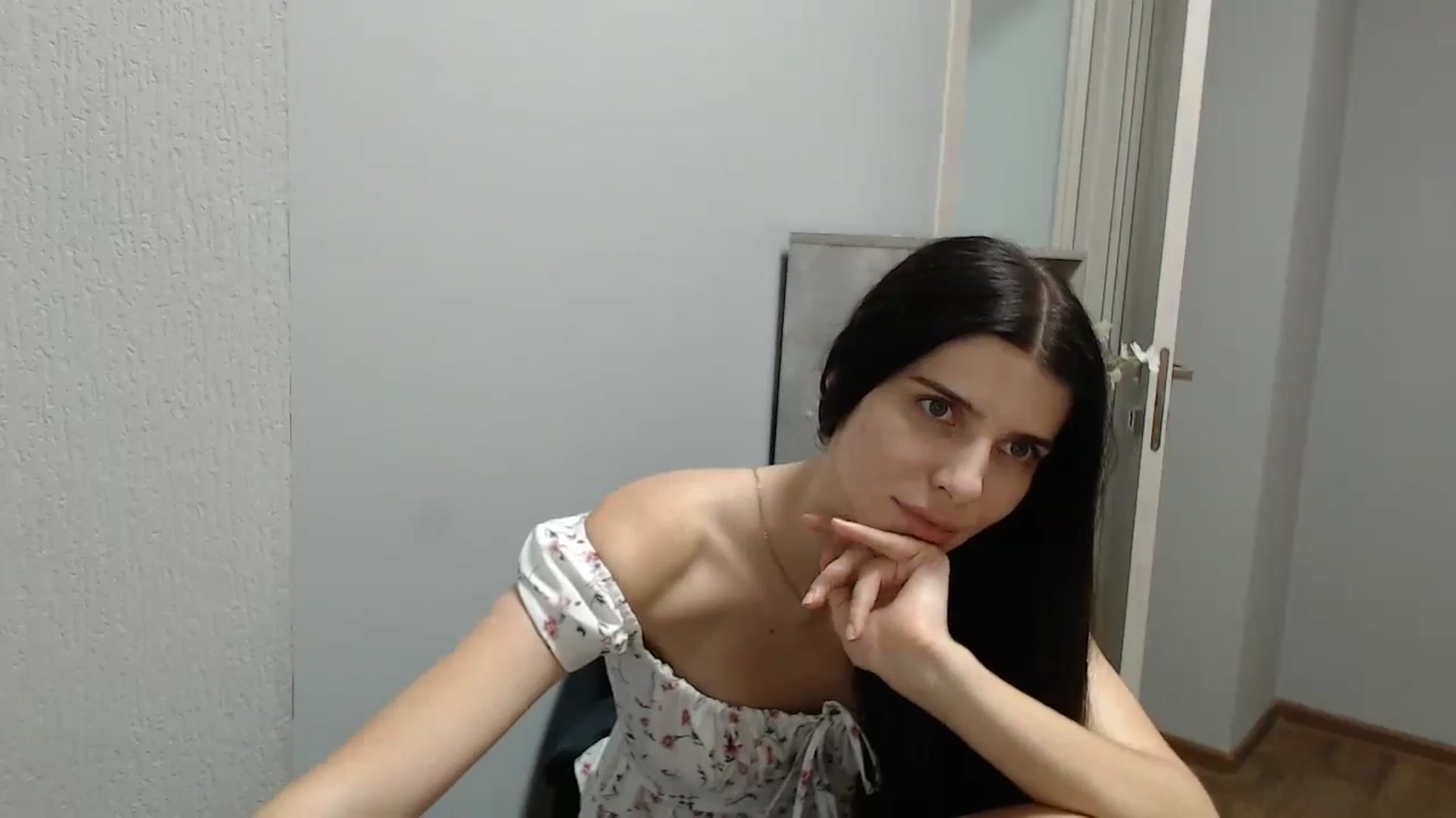 Gallery image thumbnail from NicoleVon's myfreecams stream on, 09/01/2024, 12:26 image 13 of 20