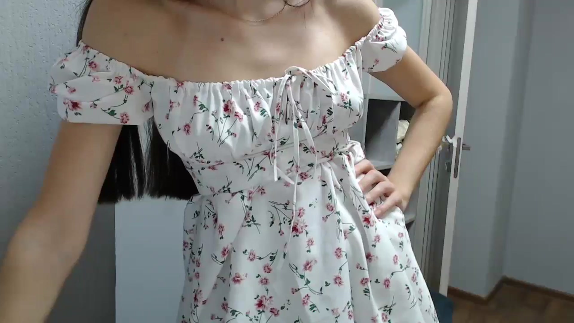 Gallery image thumbnail from NicoleVon's myfreecams stream on, 09/01/2024, 12:26 image 6 of 20