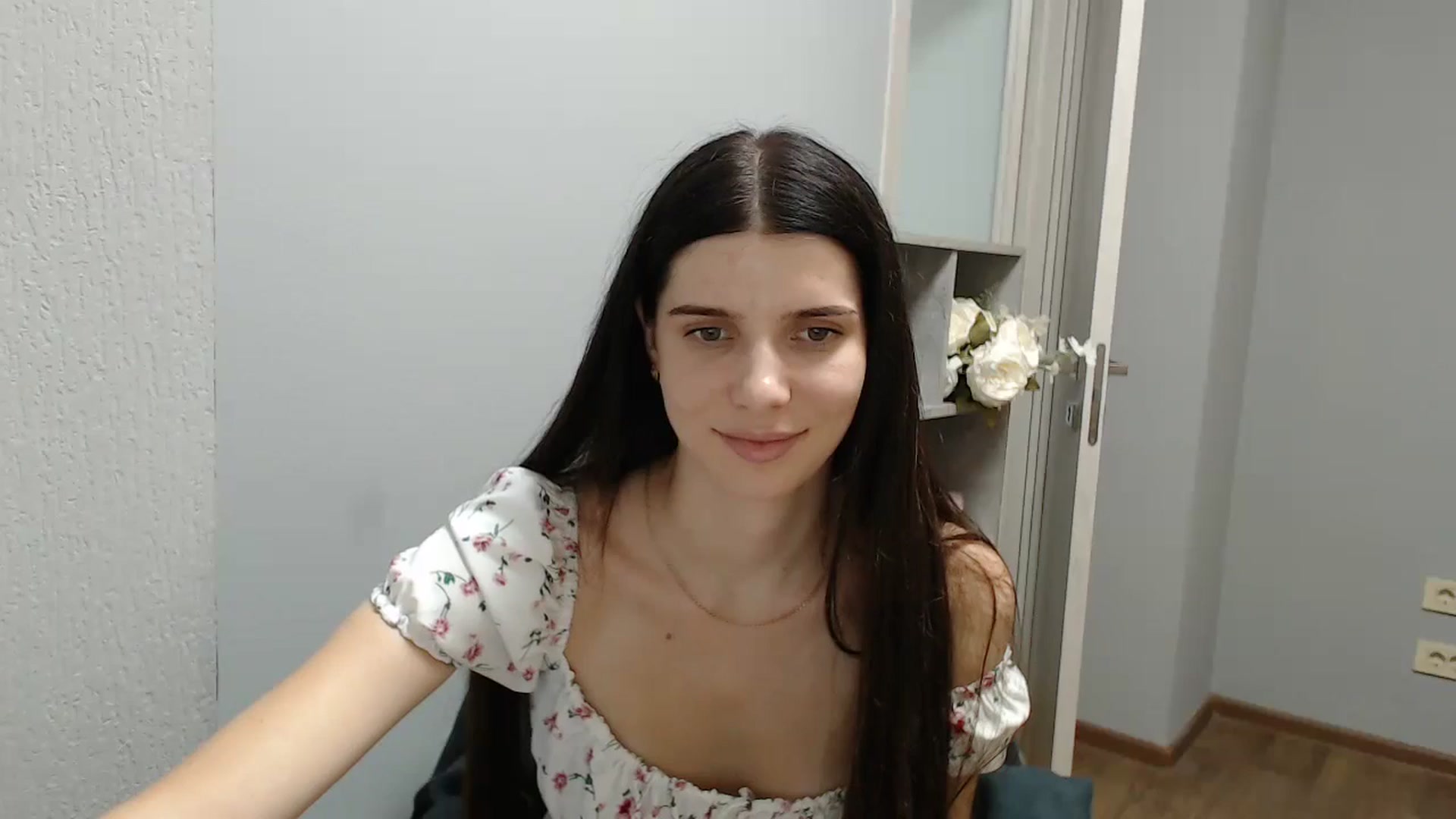 Gallery image thumbnail from NicoleVon's myfreecams stream on, 09/01/2024, 13:43 image 5 of 20