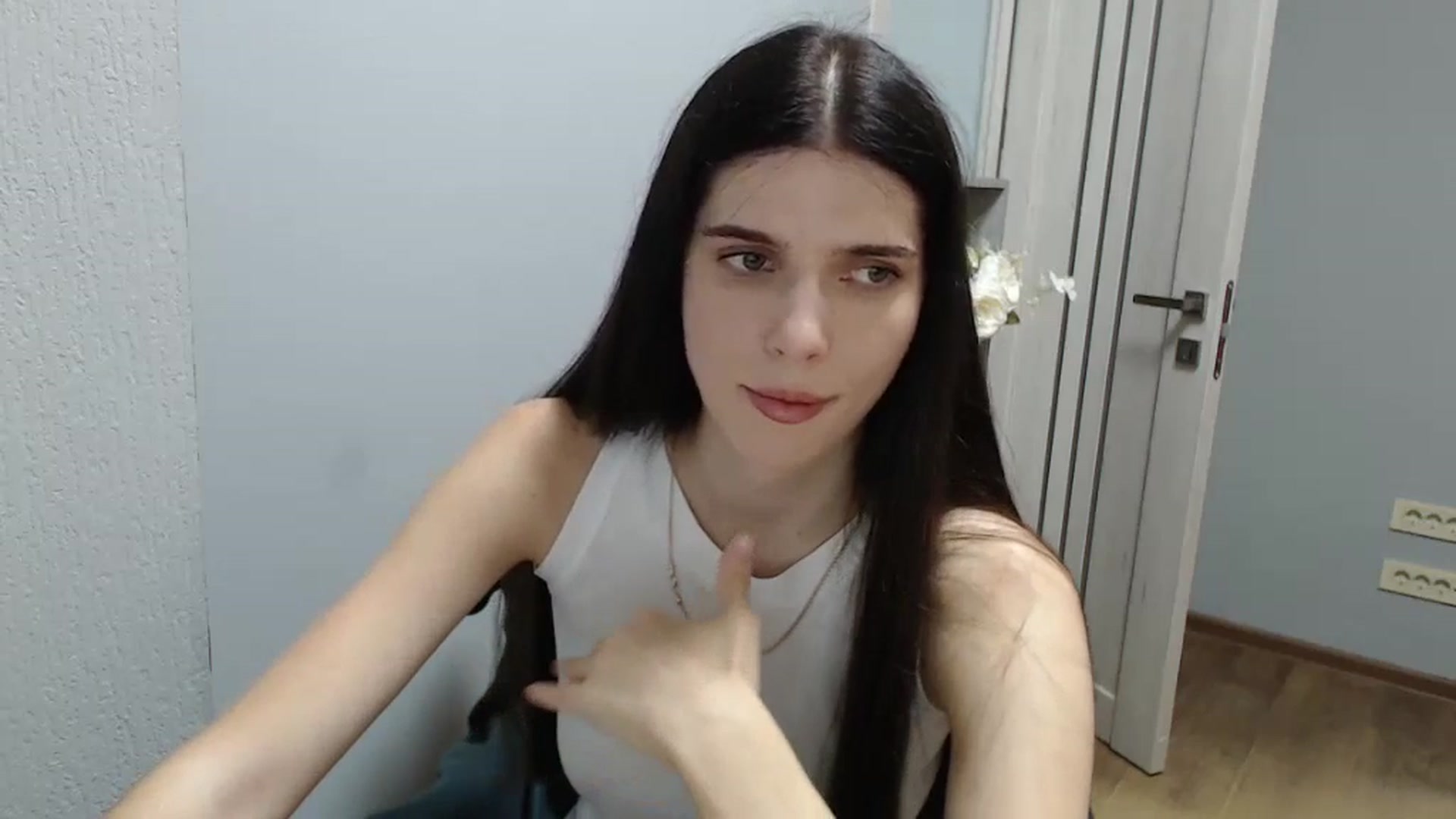 Gallery image thumbnail from NicoleVon's myfreecams stream on, 09/02/2024, 08:45 image 2 of 20