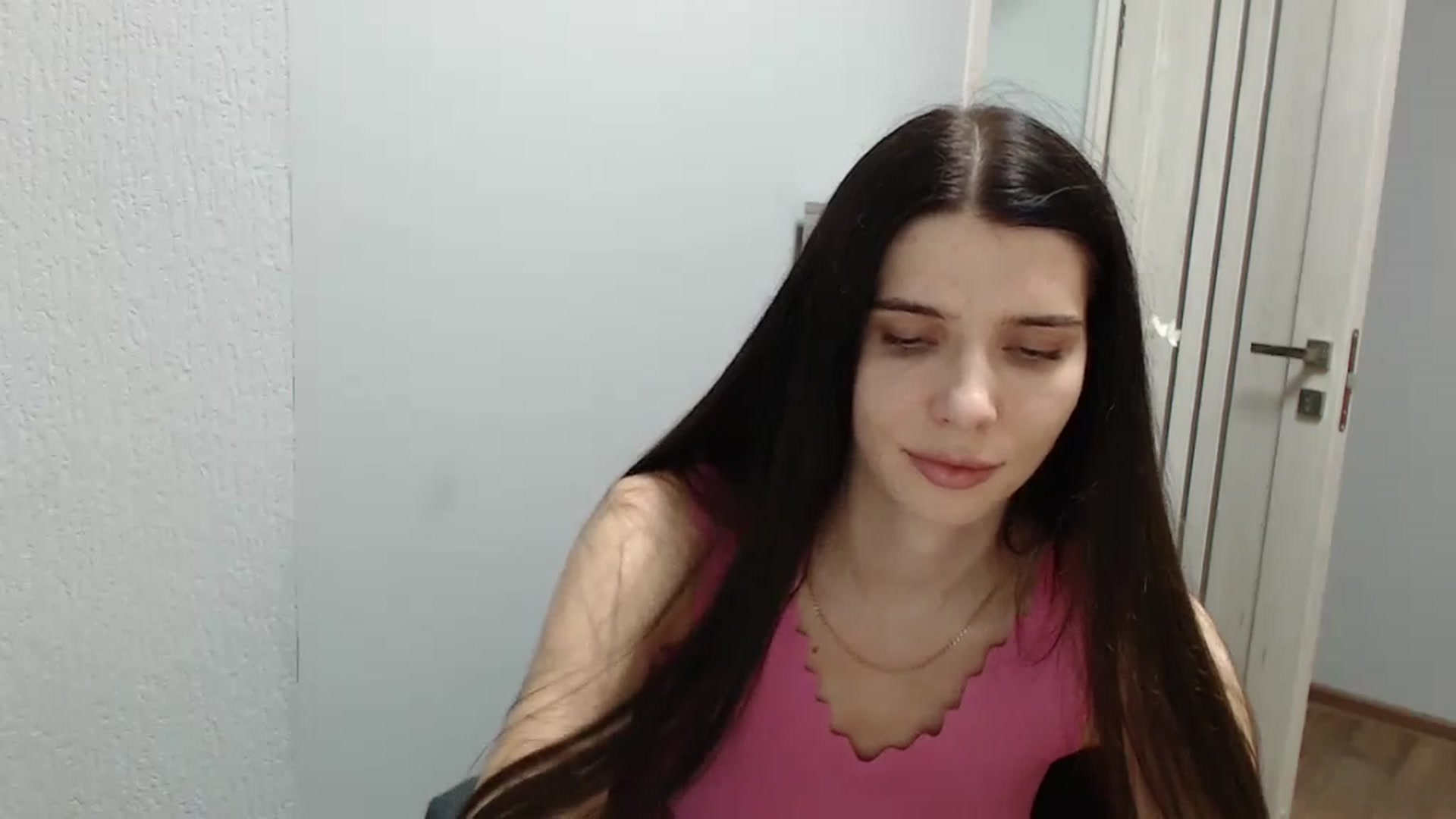 Gallery image thumbnail from NicoleVon's myfreecams stream on, 09/03/2024, 08:43 image 3 of 20