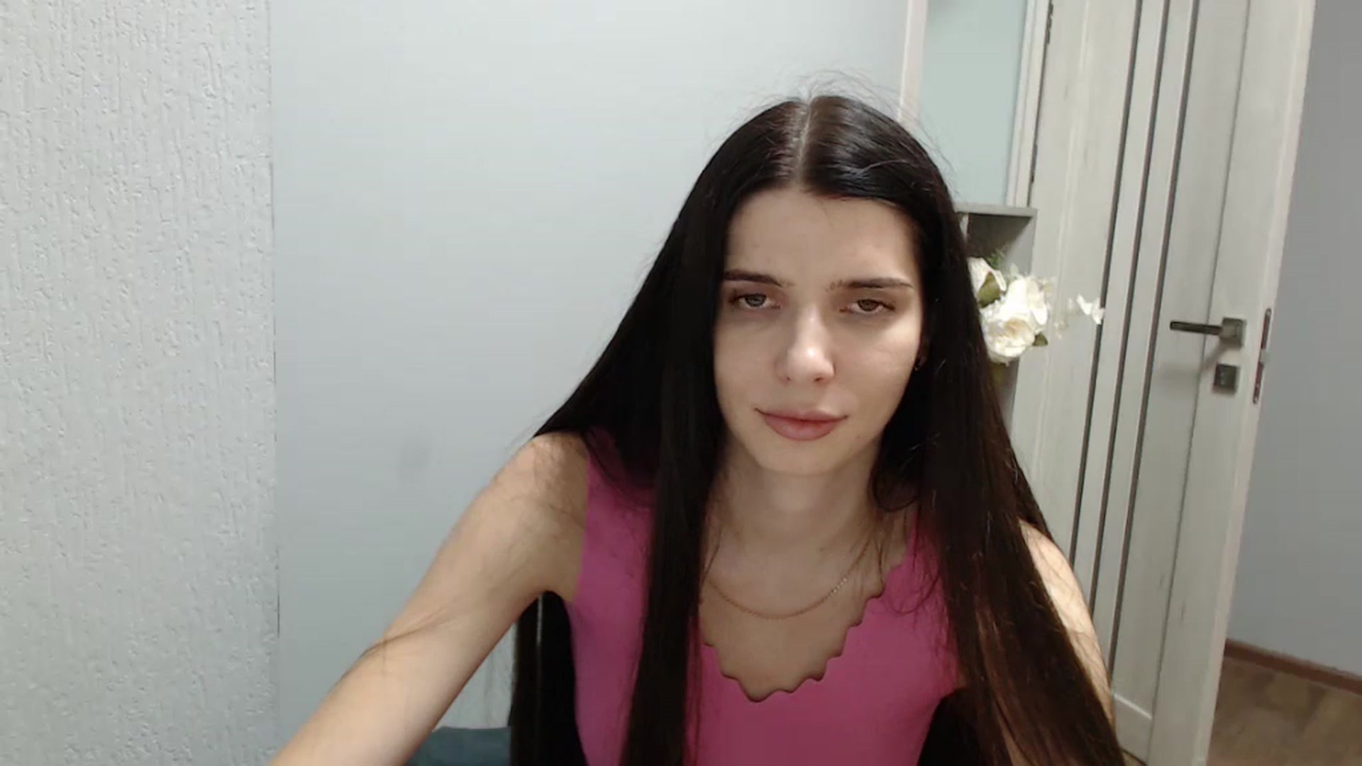 Gallery image thumbnail from NicoleVon's myfreecams stream on, 09/03/2024, 08:43 image 4 of 20