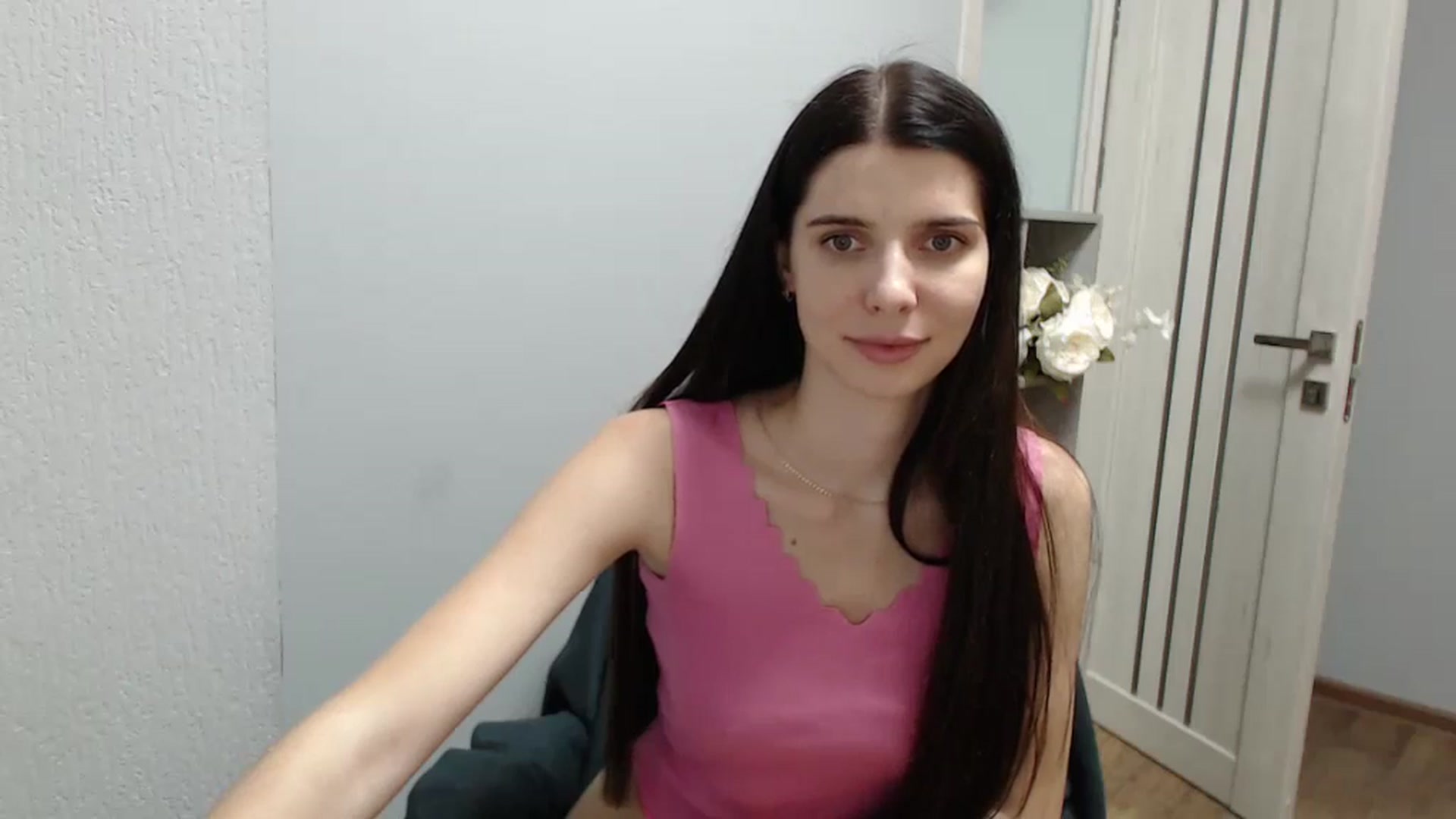 Gallery image thumbnail from NicoleVon's myfreecams stream on, 09/03/2024, 09:57 image 7 of 20