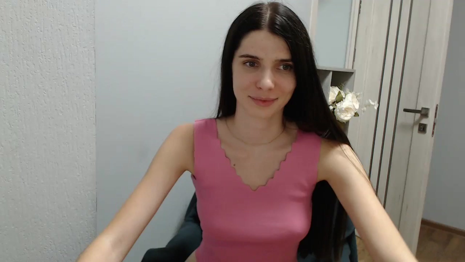 Gallery image thumbnail from NicoleVon's myfreecams stream on, 09/03/2024, 13:15 image 16 of 20