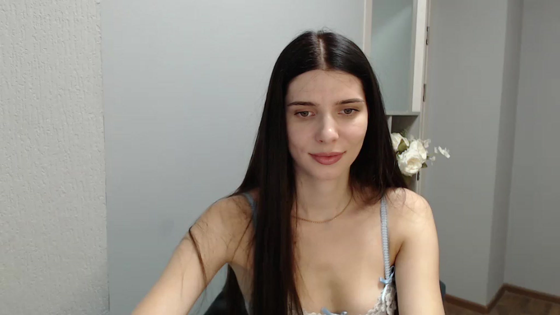 Gallery image thumbnail from NicoleVon's myfreecams stream on, 09/06/2024, 08:29 image 14 of 20
