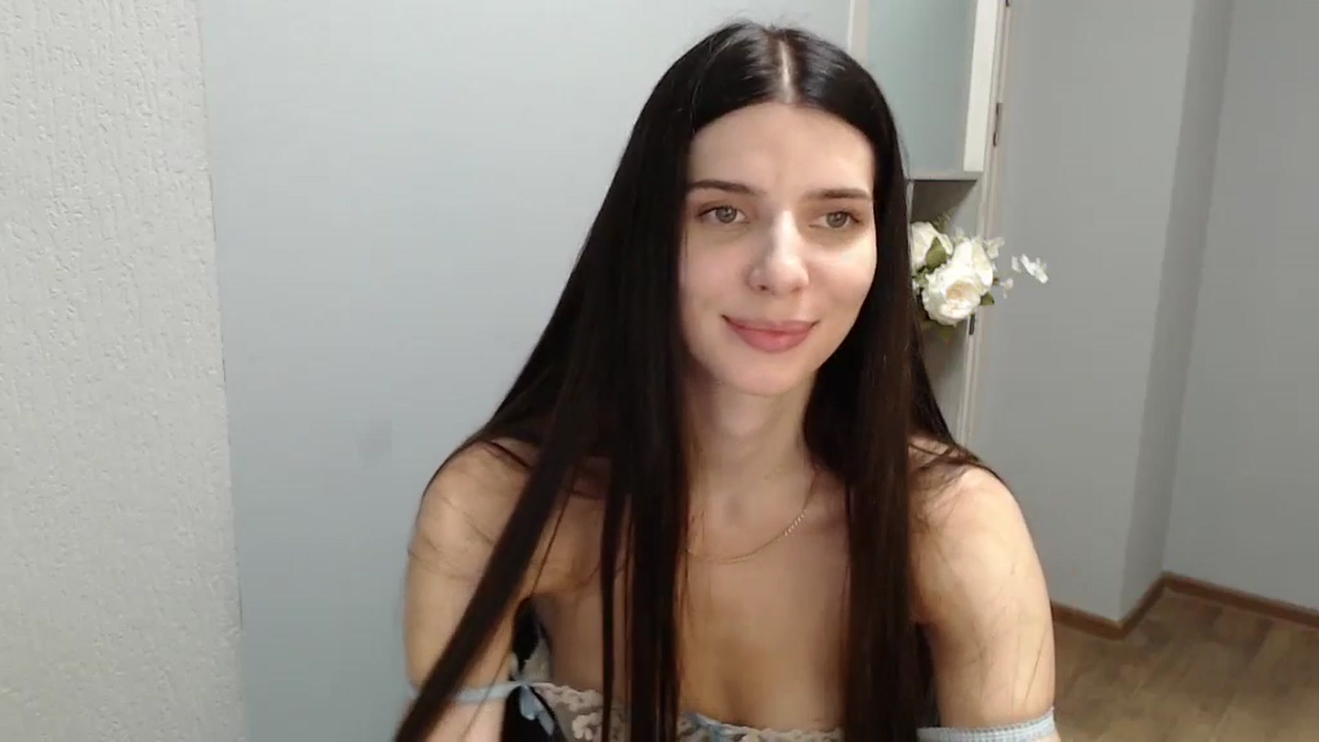 Gallery image thumbnail from NicoleVon's myfreecams stream on, 09/06/2024, 11:07 image 9 of 20