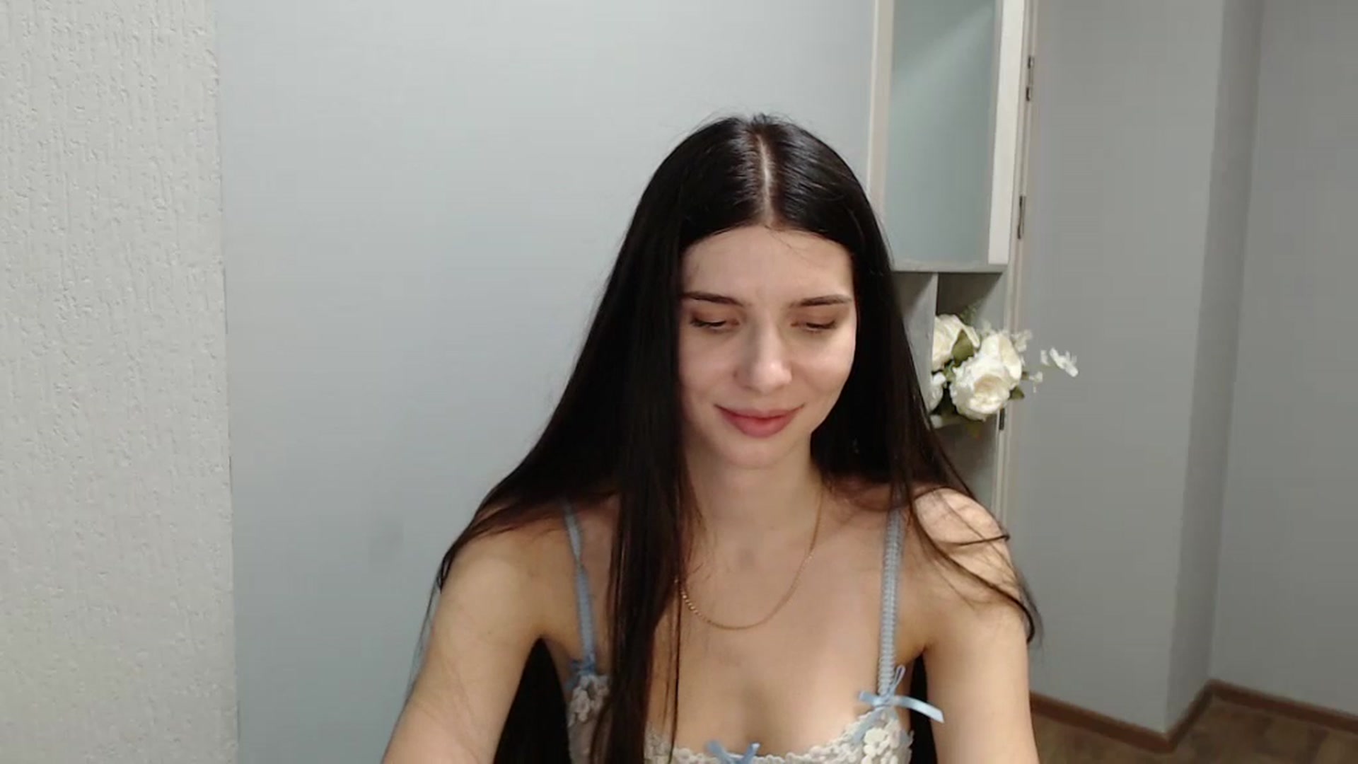 Gallery image thumbnail from NicoleVon's myfreecams stream on, 09/06/2024, 11:07 image 5 of 20