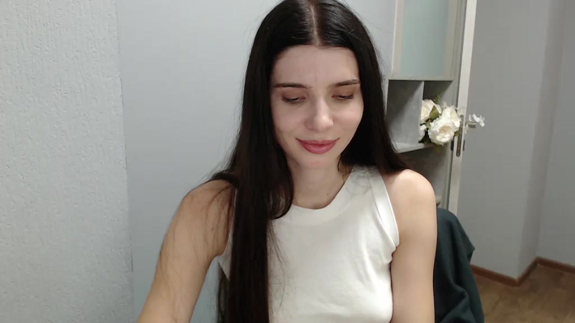 Gallery image thumbnail from NicoleVon's myfreecams stream on, 09/07/2024, 08:35 image 10 of 20