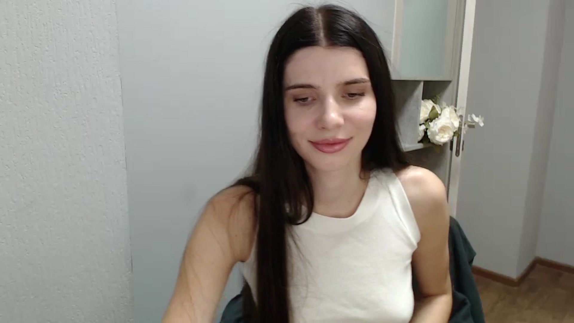 Gallery image thumbnail from NicoleVon's myfreecams stream on, 09/07/2024, 08:35 image 9 of 20