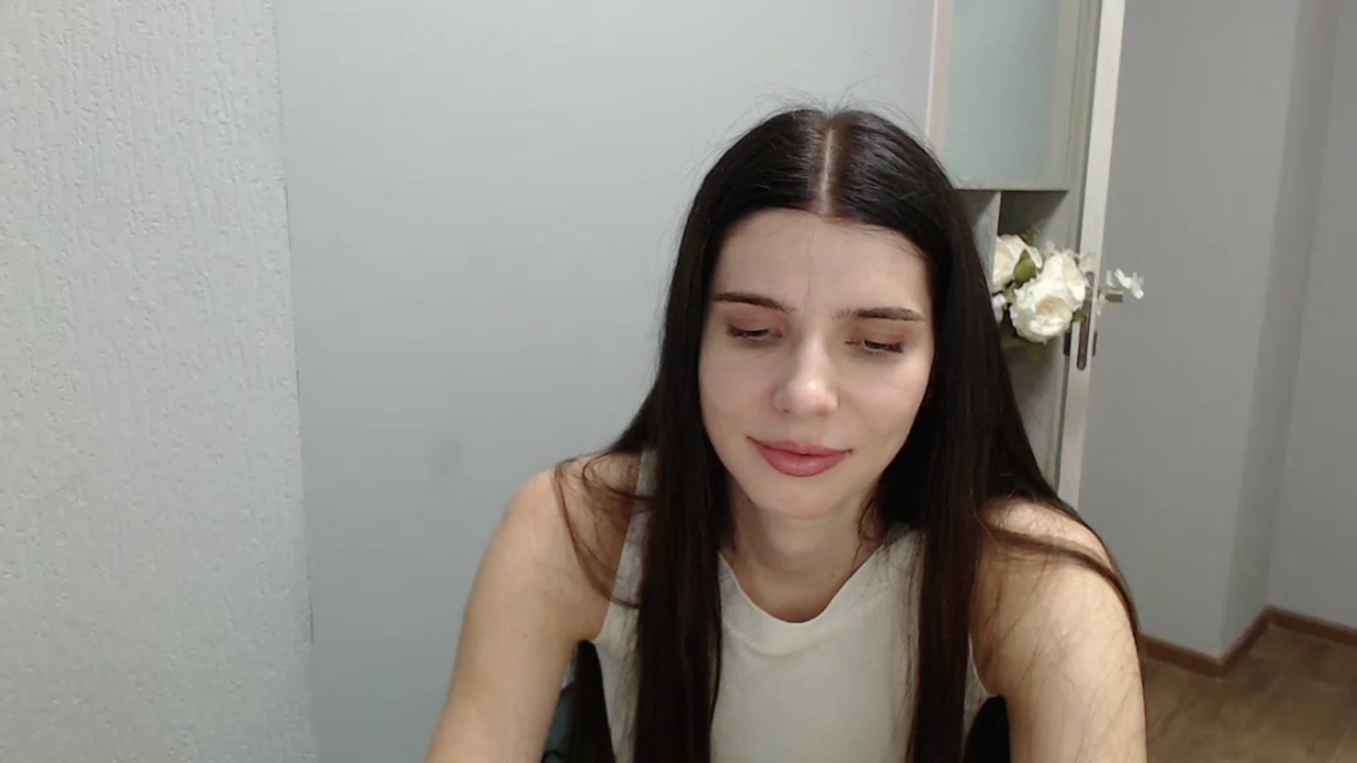 Gallery image thumbnail from NicoleVon's myfreecams stream on, 09/07/2024, 08:35 image 14 of 20