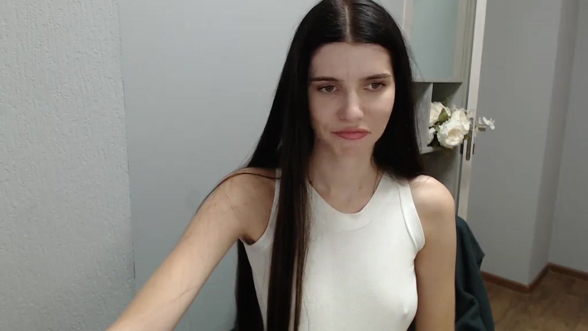 Gallery image thumbnail from NicoleVon's myfreecams stream on, 09/07/2024, 08:35 image 18 of 20