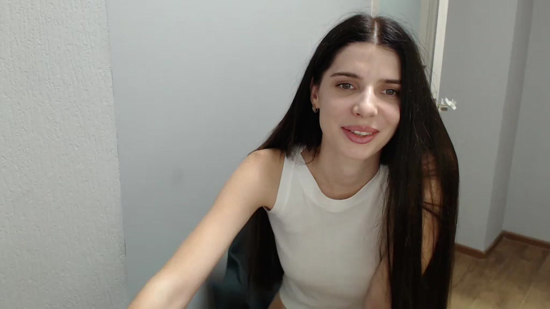 Gallery image thumbnail from NicoleVon's myfreecams stream on, 09/07/2024, 09:21 image 1 of 20