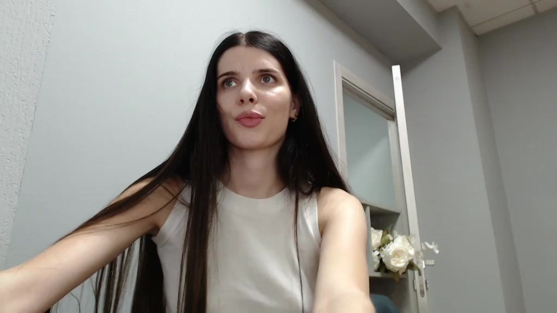 Gallery image thumbnail from NicoleVon's myfreecams stream on, 09/07/2024, 09:21 image 20 of 20