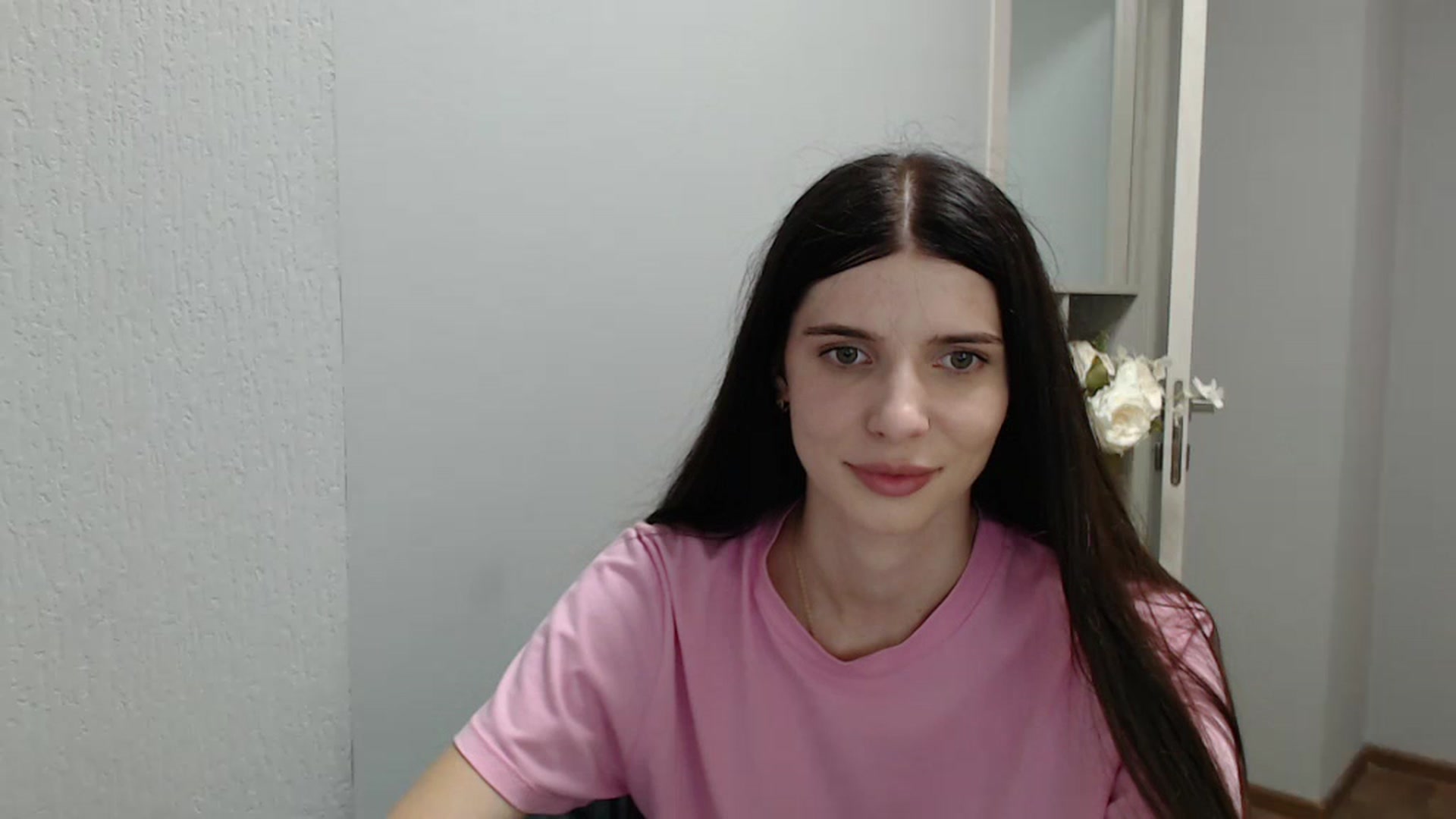 Gallery image thumbnail from NicoleVon's myfreecams stream on, 09/09/2024, 09:03 image 1 of 20