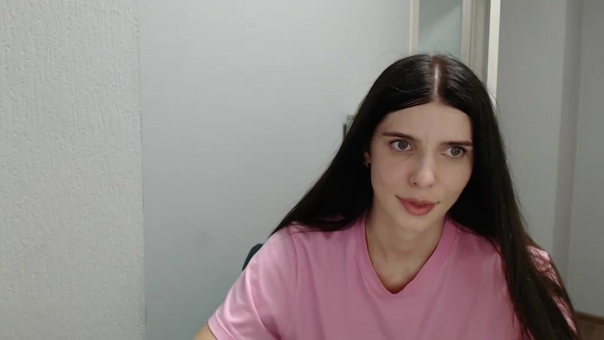 Gallery image thumbnail from NicoleVon's myfreecams stream on, 09/09/2024, 09:03 image 6 of 20