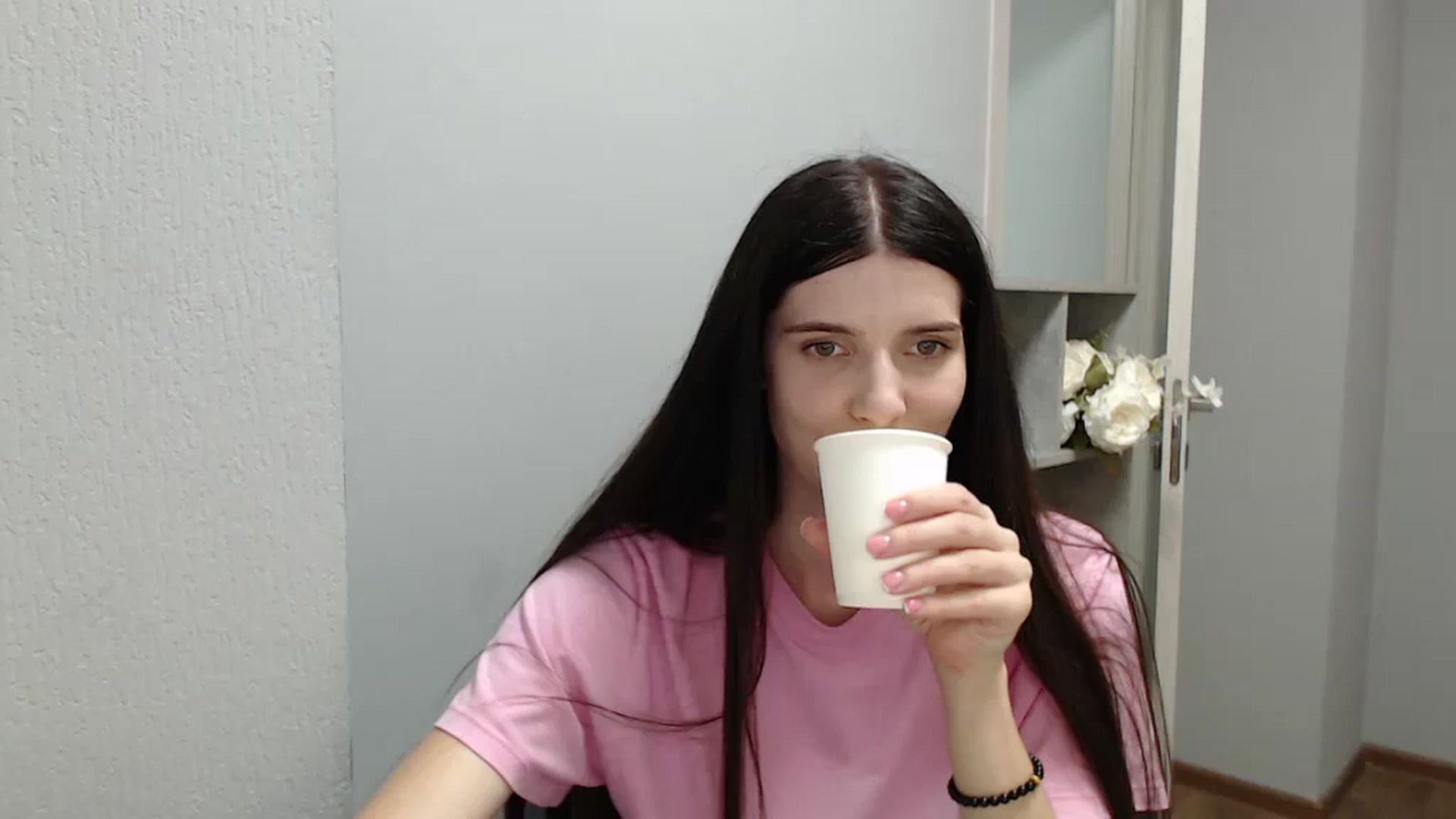 Gallery image thumbnail from NicoleVon's myfreecams stream on, 09/09/2024, 09:03 image 15 of 20