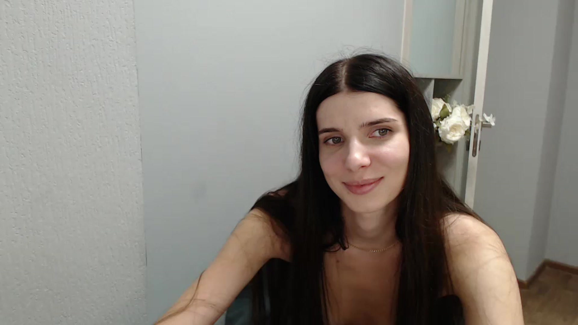 Gallery image thumbnail from NicoleVon's myfreecams stream on, 09/09/2024, 11:08 image 6 of 20