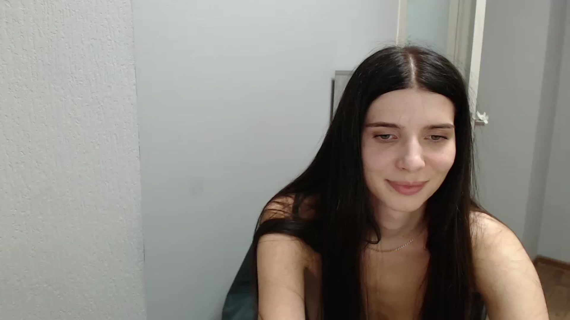 Gallery image thumbnail from NicoleVon's myfreecams stream on, 09/09/2024, 11:08 image 8 of 20