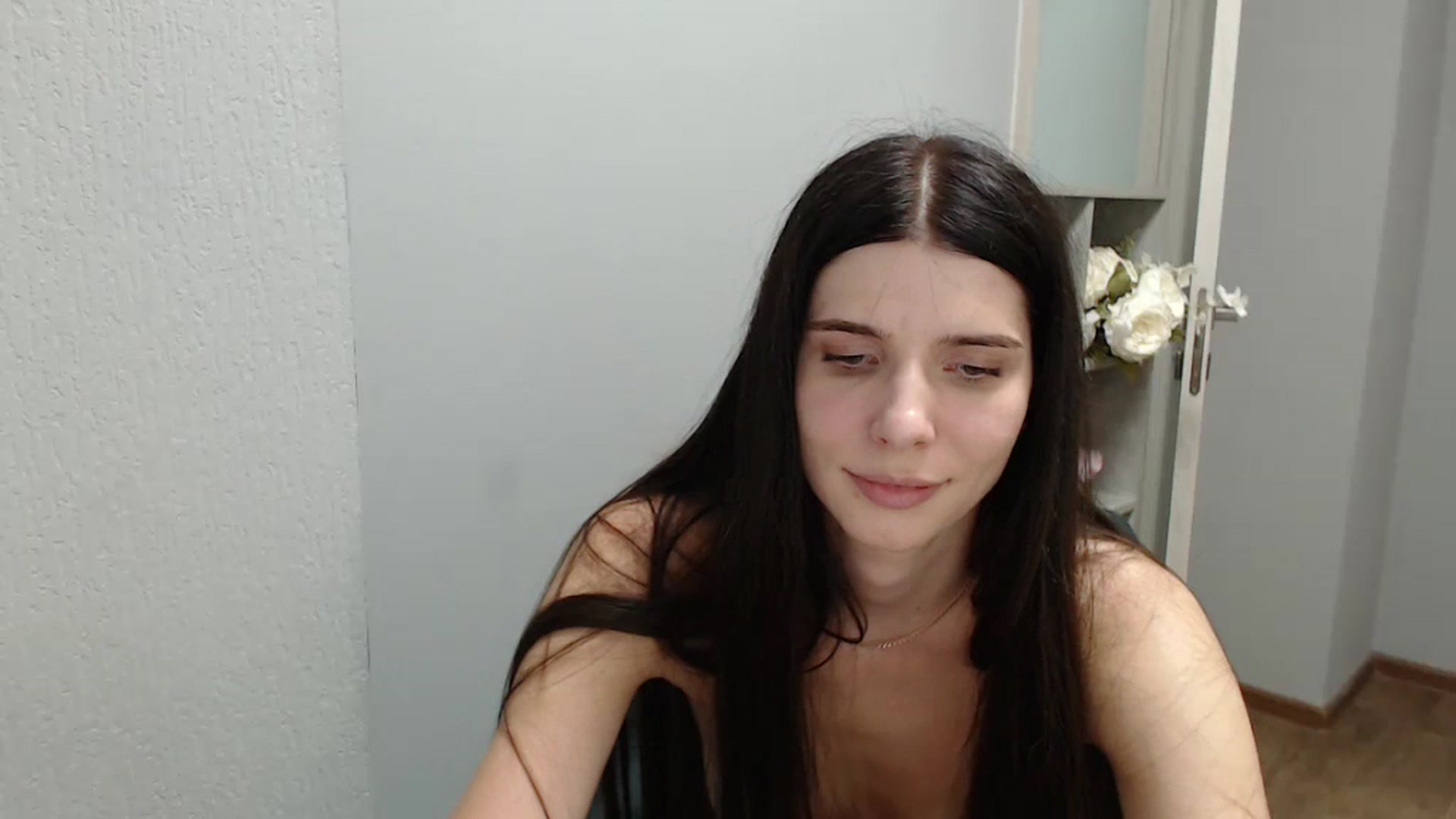 Gallery image thumbnail from NicoleVon's myfreecams stream on, 09/09/2024, 11:08 image 12 of 20