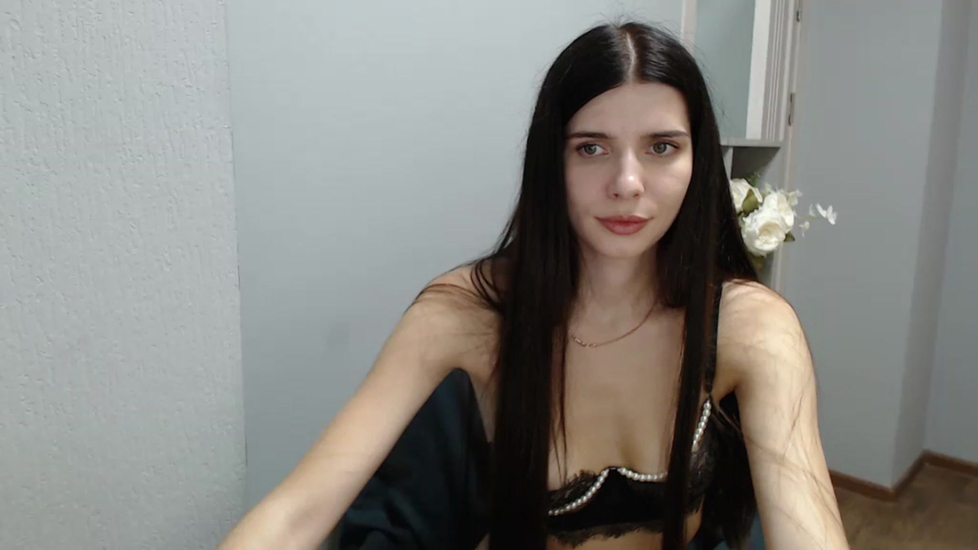 Gallery image thumbnail from NicoleVon's myfreecams stream on, 09/10/2024, 08:54 image 3 of 20