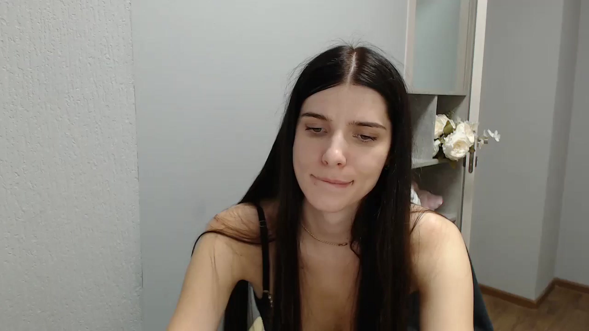 Gallery image thumbnail from NicoleVon's myfreecams stream on, 09/10/2024, 11:01 image 8 of 20