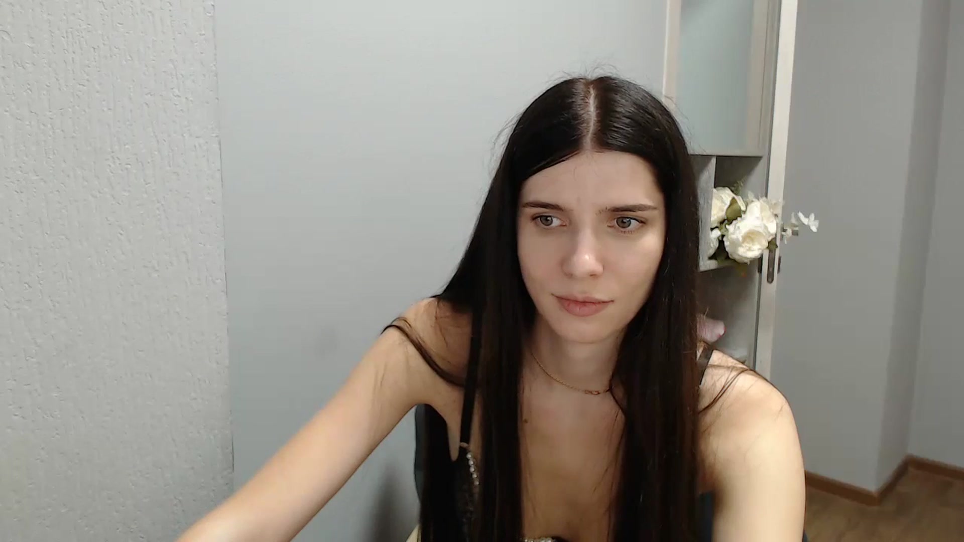 Gallery image thumbnail from NicoleVon's myfreecams stream on, 09/10/2024, 11:01 image 11 of 20