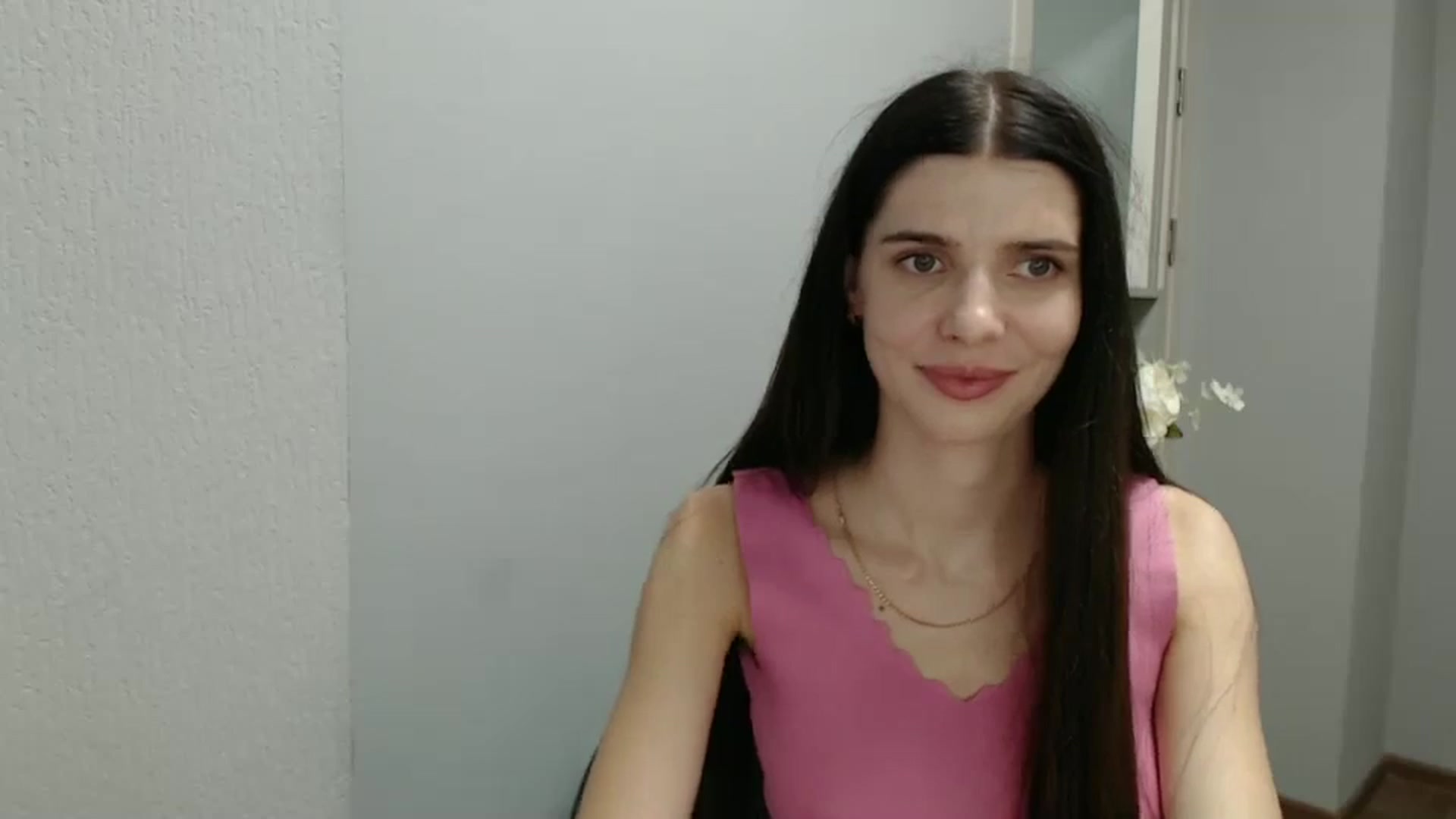 Gallery image thumbnail from NicoleVon's myfreecams stream on, 09/13/2024, 08:39 image 5 of 20