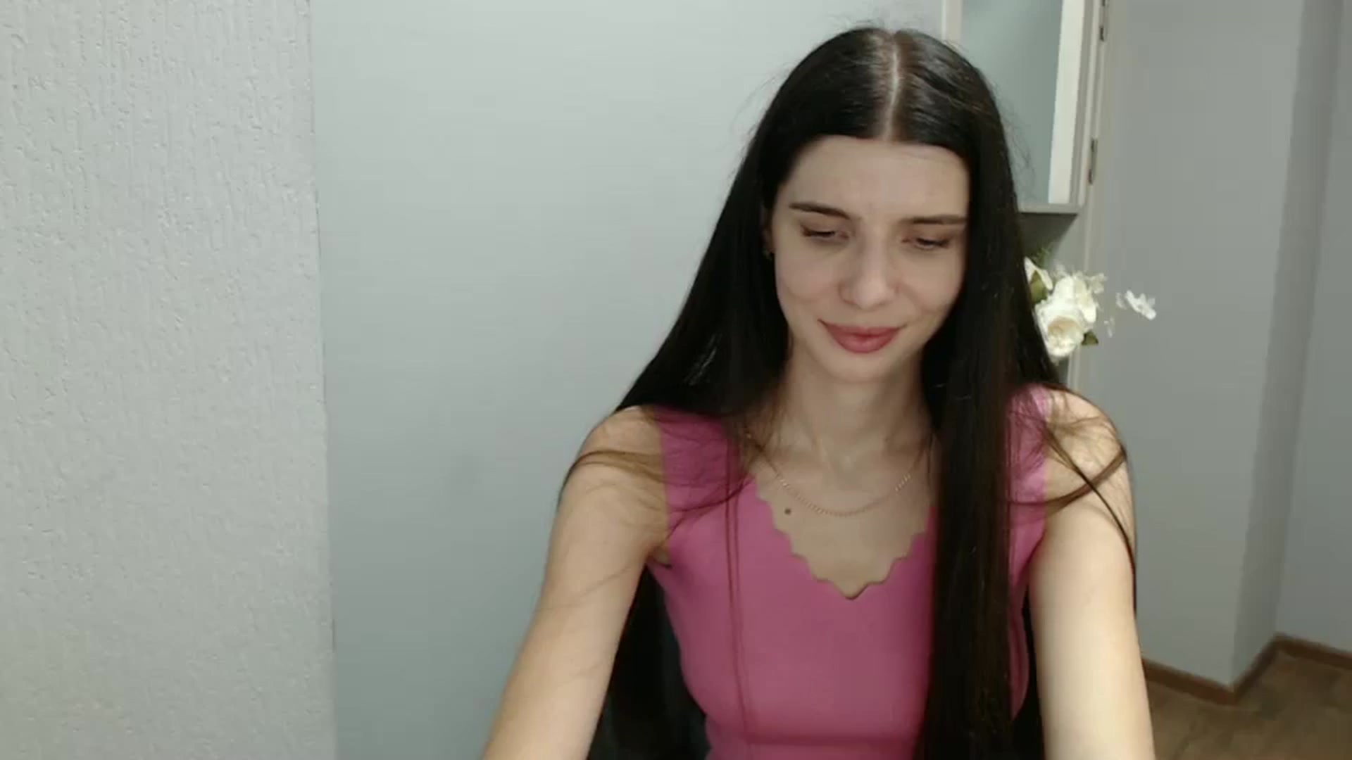 Gallery image thumbnail from NicoleVon's myfreecams stream on, 09/13/2024, 08:39 image 13 of 20
