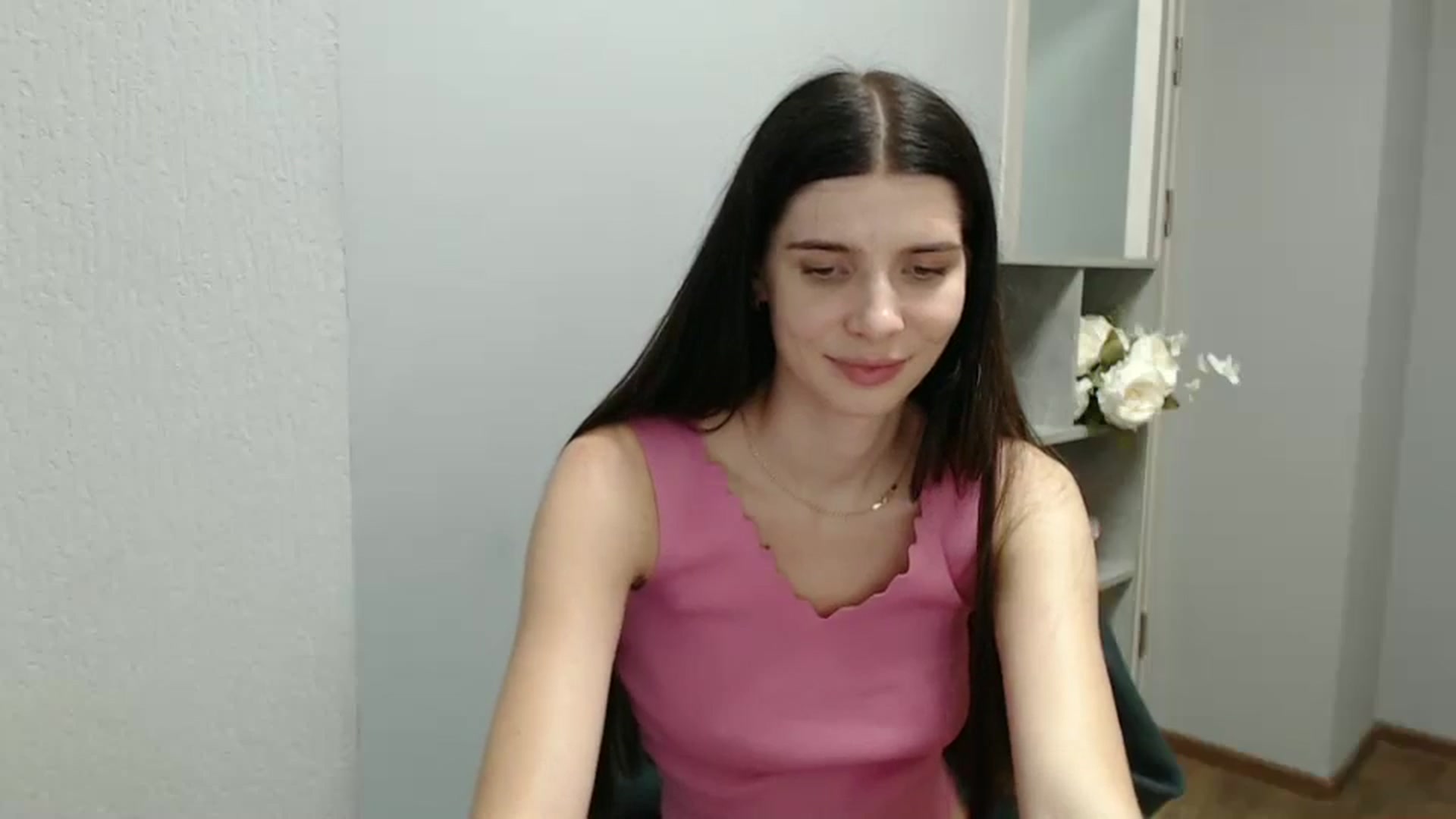 Gallery image thumbnail from NicoleVon's myfreecams stream on, 09/13/2024, 11:41 image 7 of 20
