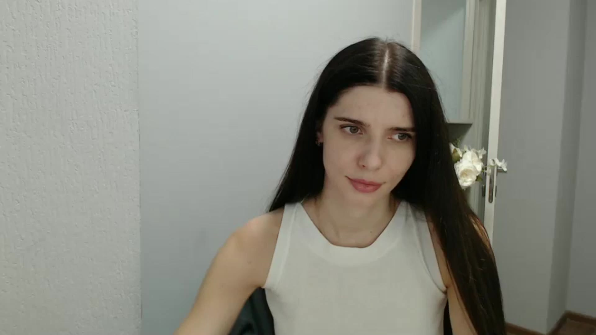 Gallery image thumbnail from NicoleVon's myfreecams stream on, 09/15/2024, 08:18 image 1 of 20