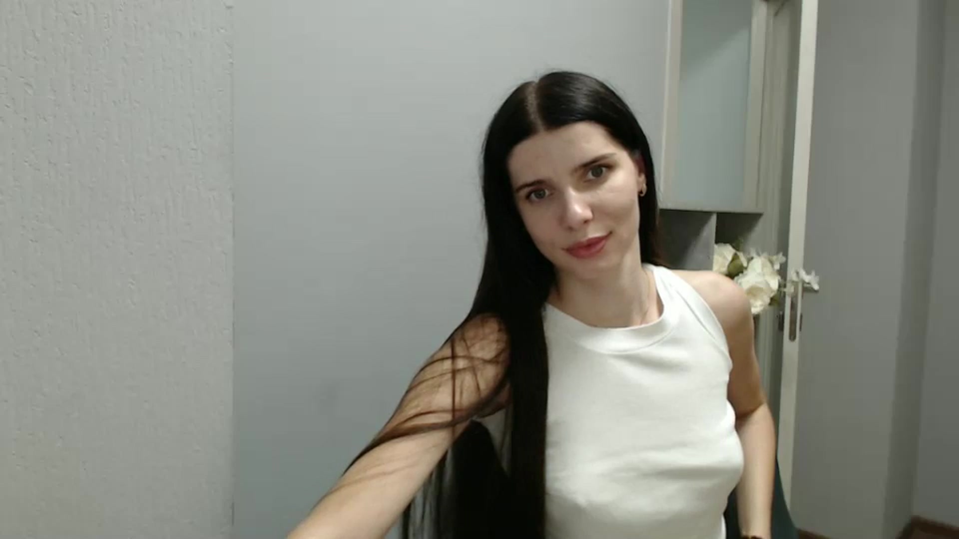 Gallery image thumbnail from NicoleVon's myfreecams stream on, 09/15/2024, 08:41 image 14 of 20