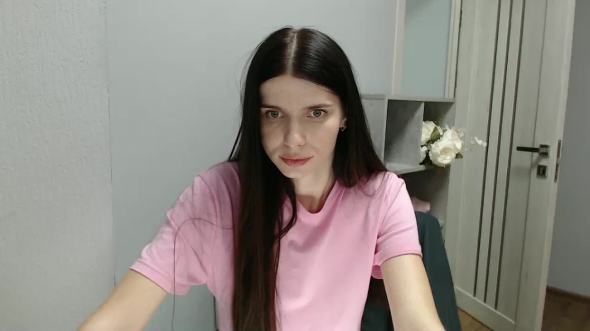 Gallery image thumbnail from NicoleVon's myfreecams stream on, 09/18/2024, 08:49 image 13 of 20