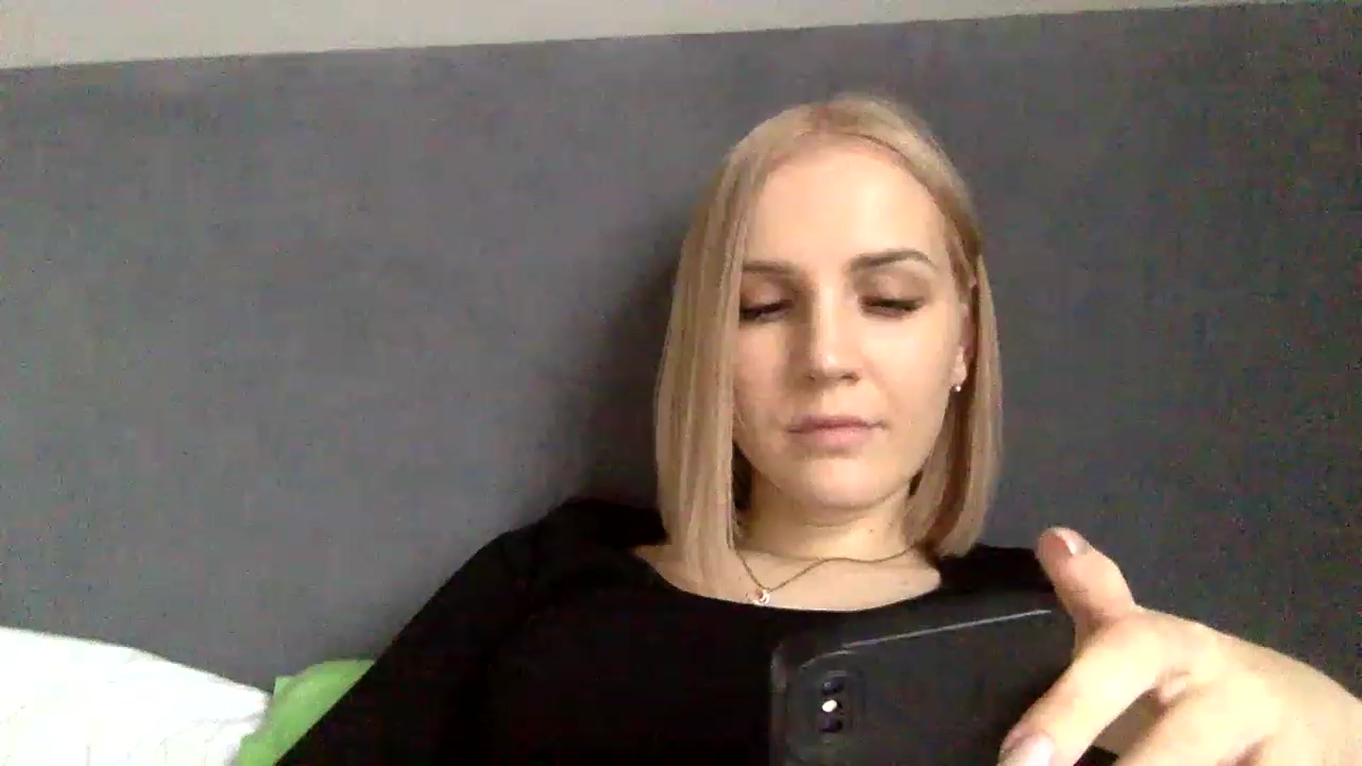 Gallery image thumbnail from Nicole_1286's myfreecams stream on, 11/28/2022, 12:51 image 13 of 20