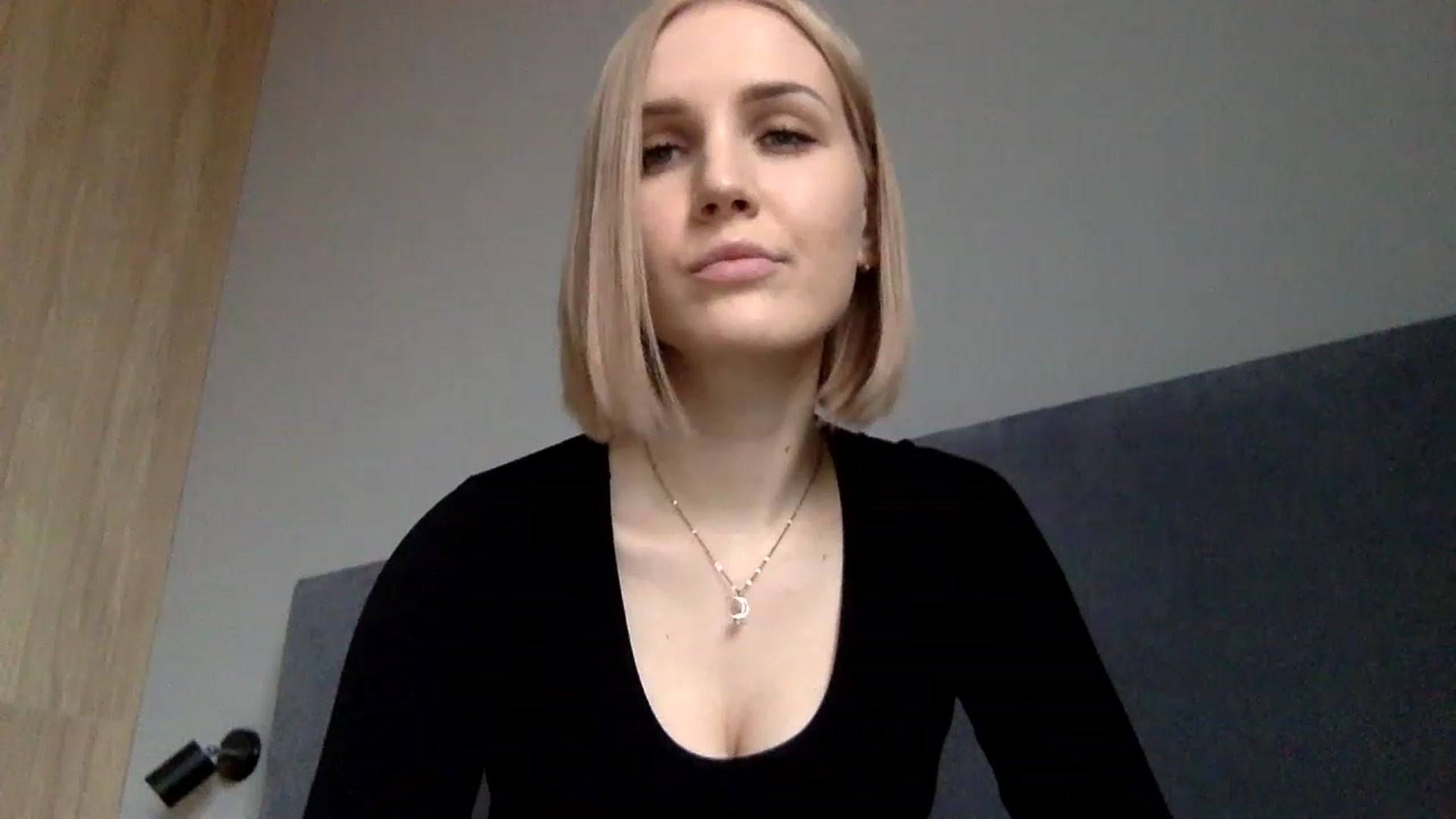 Gallery image thumbnail from Nicole_1286's myfreecams stream on, 11/28/2022, 12:51 image 2 of 20