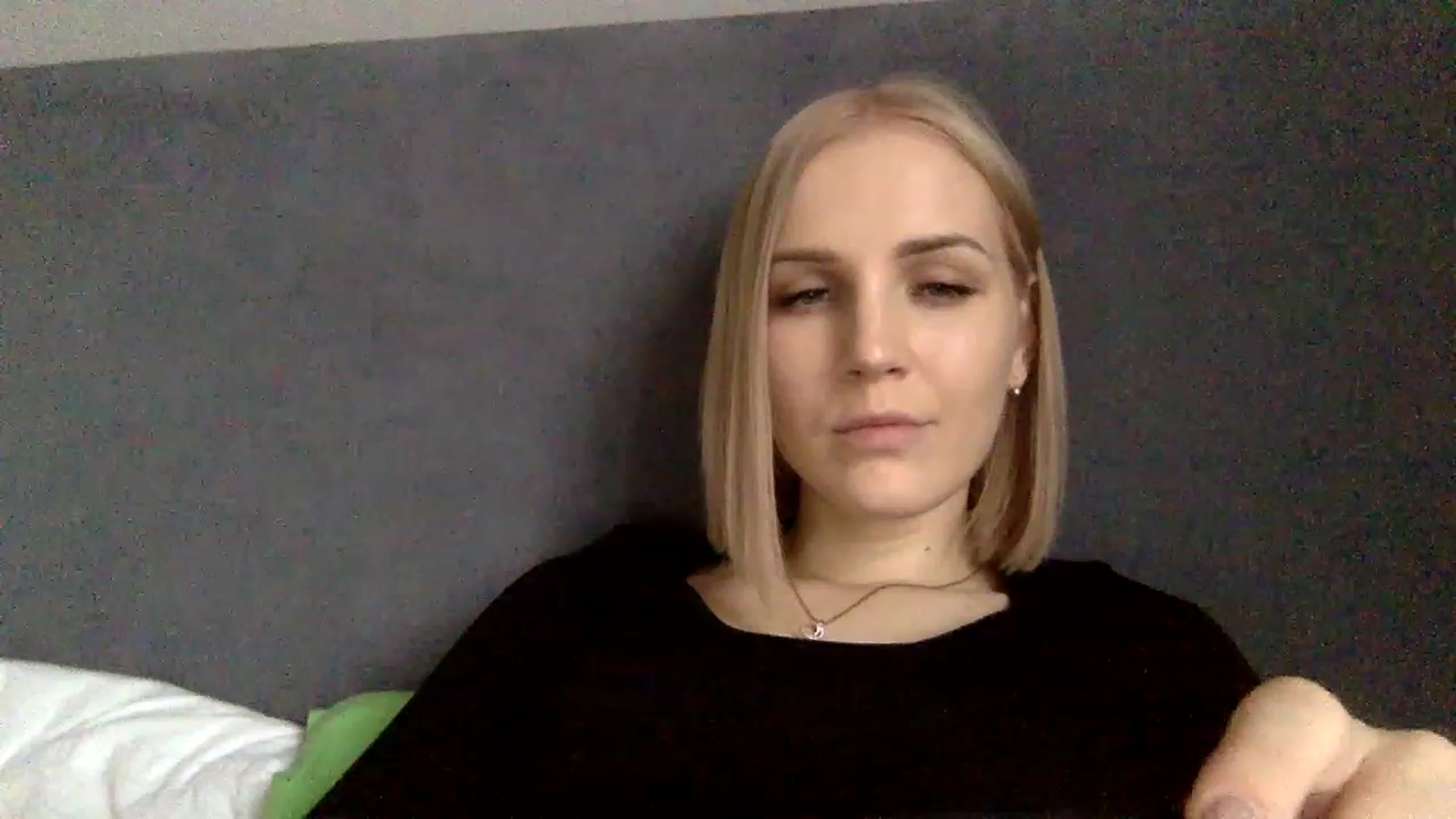 Gallery image thumbnail from Nicole_1286's myfreecams stream on, 11/28/2022, 12:51 image 15 of 20