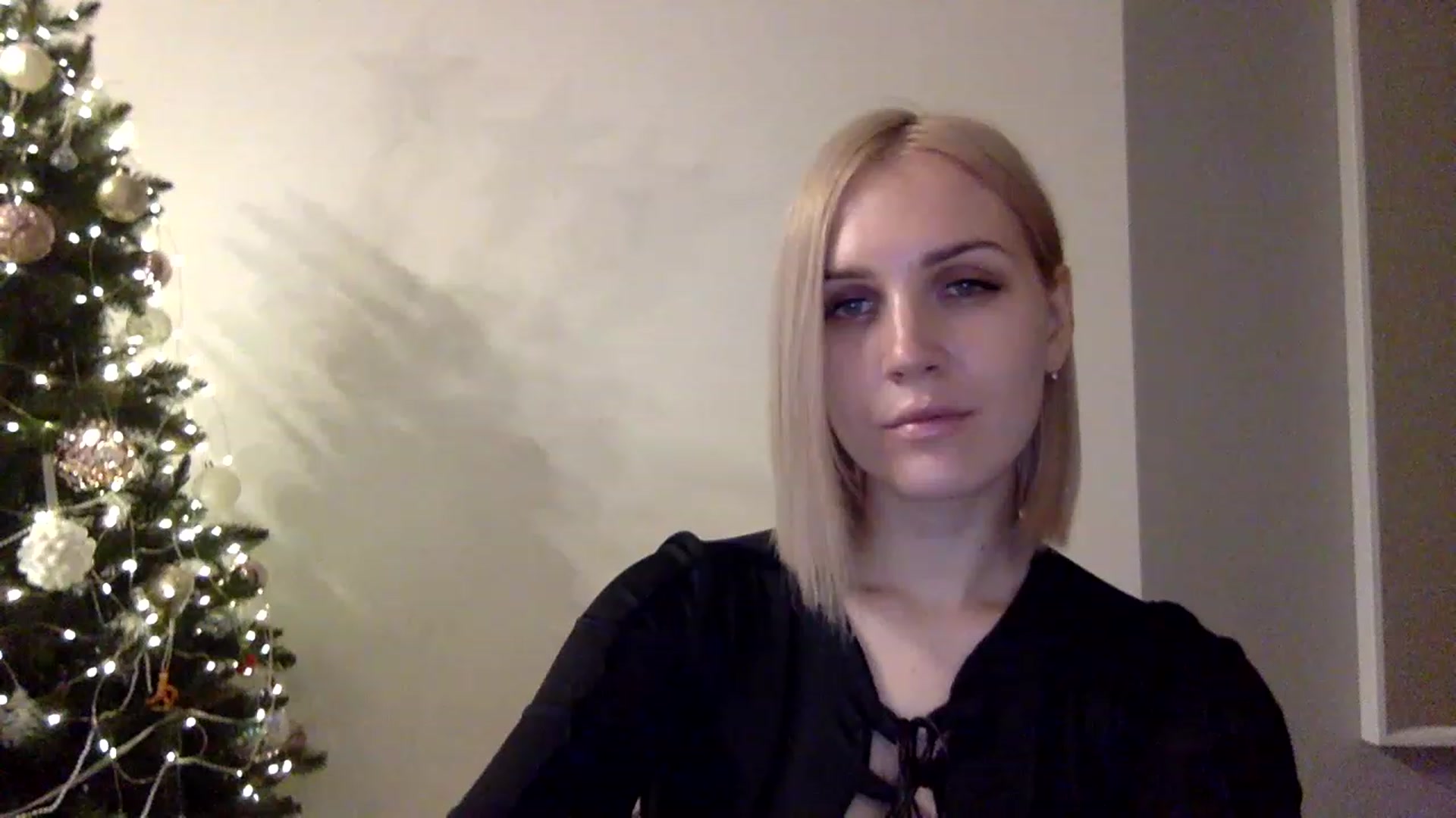 Gallery image thumbnail from Nicole_1286's myfreecams stream on, 12/26/2022, 14:23 image 11 of 20